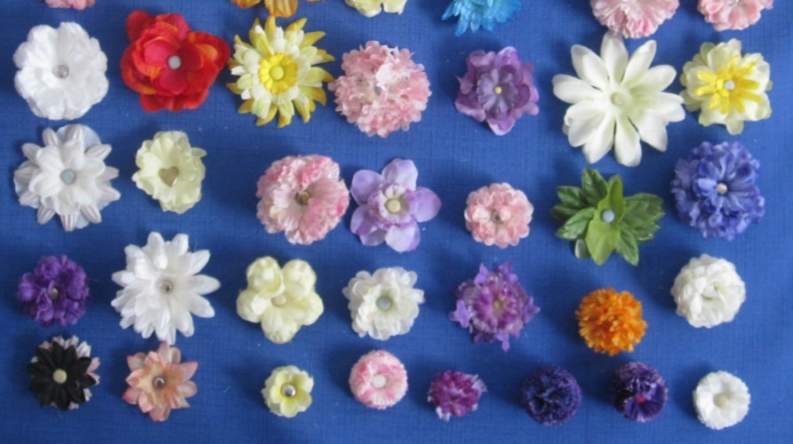 #5 Lot-50 Small/Medium Layers Used Silk Flower Petals 1-3&Prime; Brads Multiple Colors