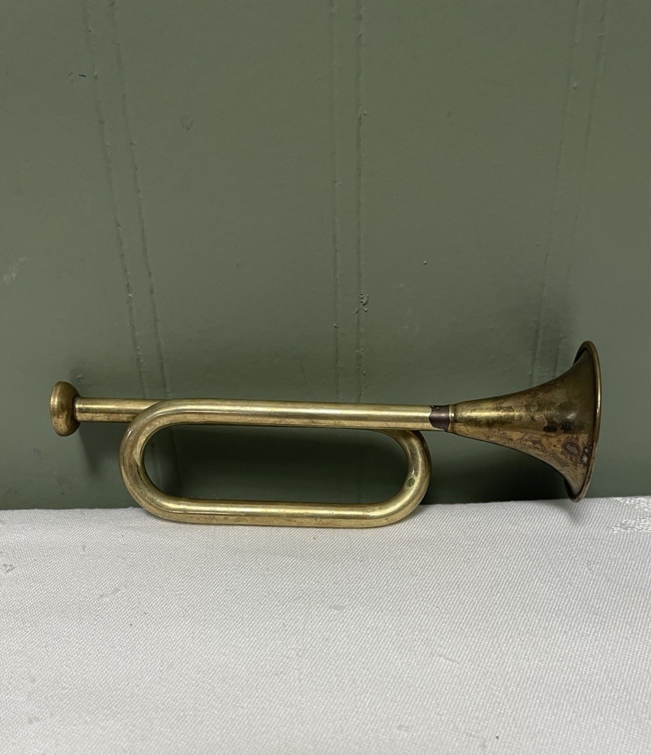 Small Metal Trumpet 5 Inches Long Gold Tone Music Instrument