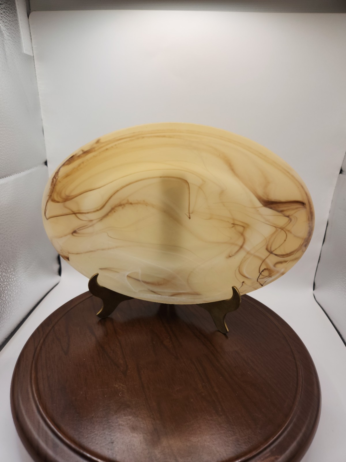 NATURAL ALABASTER STONE OVAL 10 X 7. CREAM , DARK & LIGHT BROWN. PRE-OWNED UNM