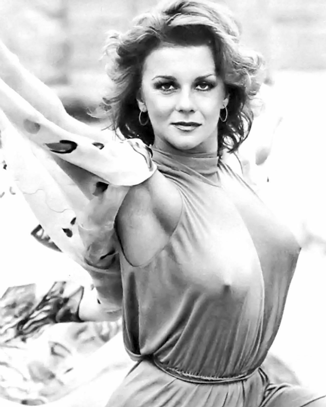 ANN MARGRET – Poster 20×30 Looks beautiful