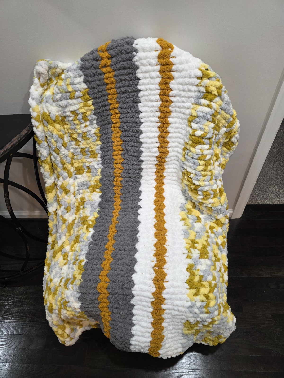 Handmade Chunky Knit Striped Sofa Throw Blanket White Gray Yellow Decorative