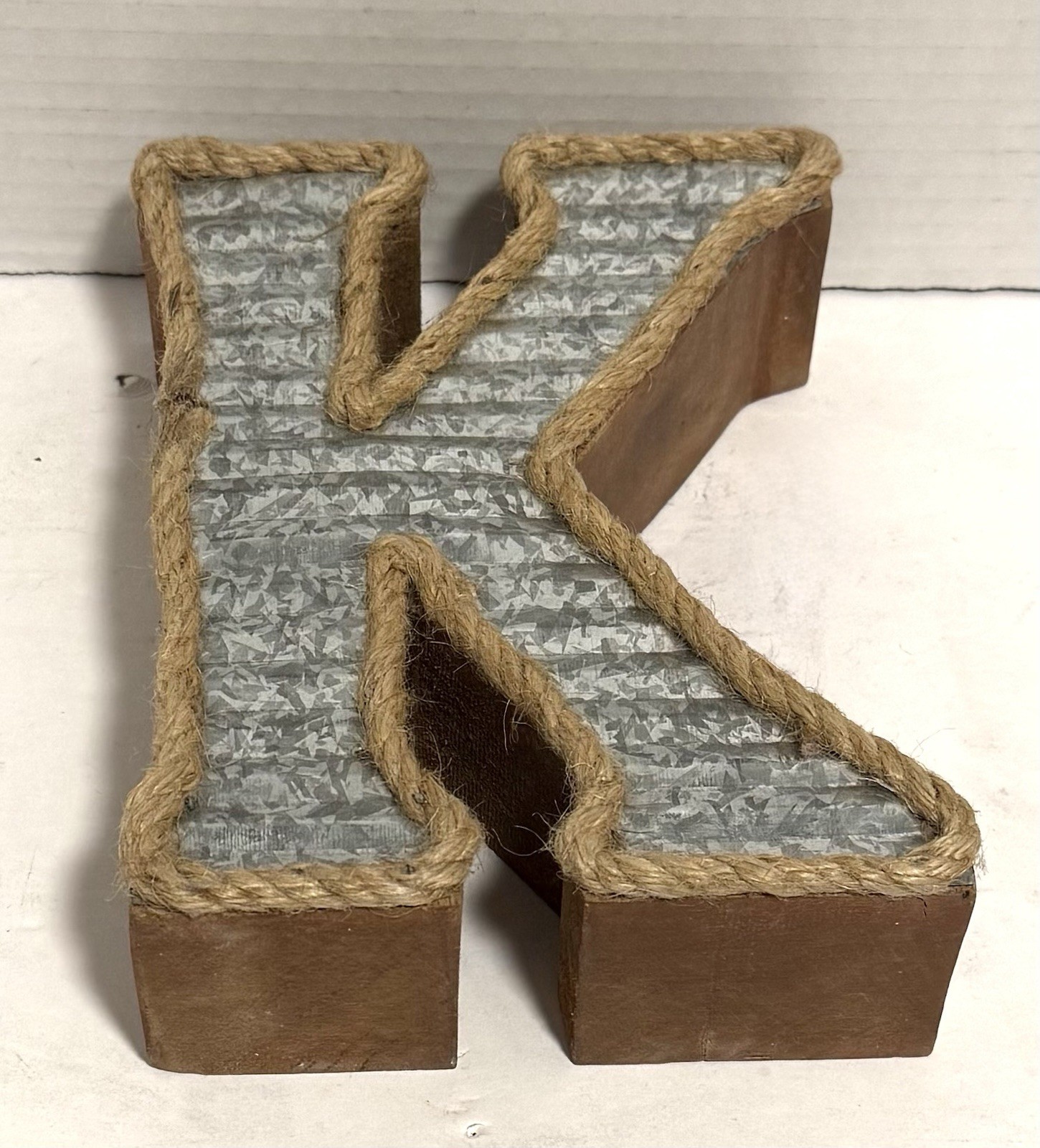 Room Decor 3D Initial Letter « K » Wall Plaque 8&Prime;x 6&Prime; x 2&Prime; Wood