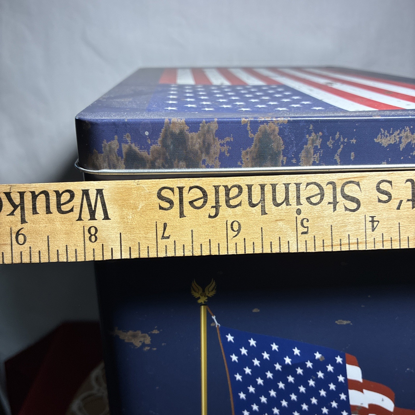 Large Memorial Day American Flag Eagle Tobacco Home Decor Tin Can Box Man Cave