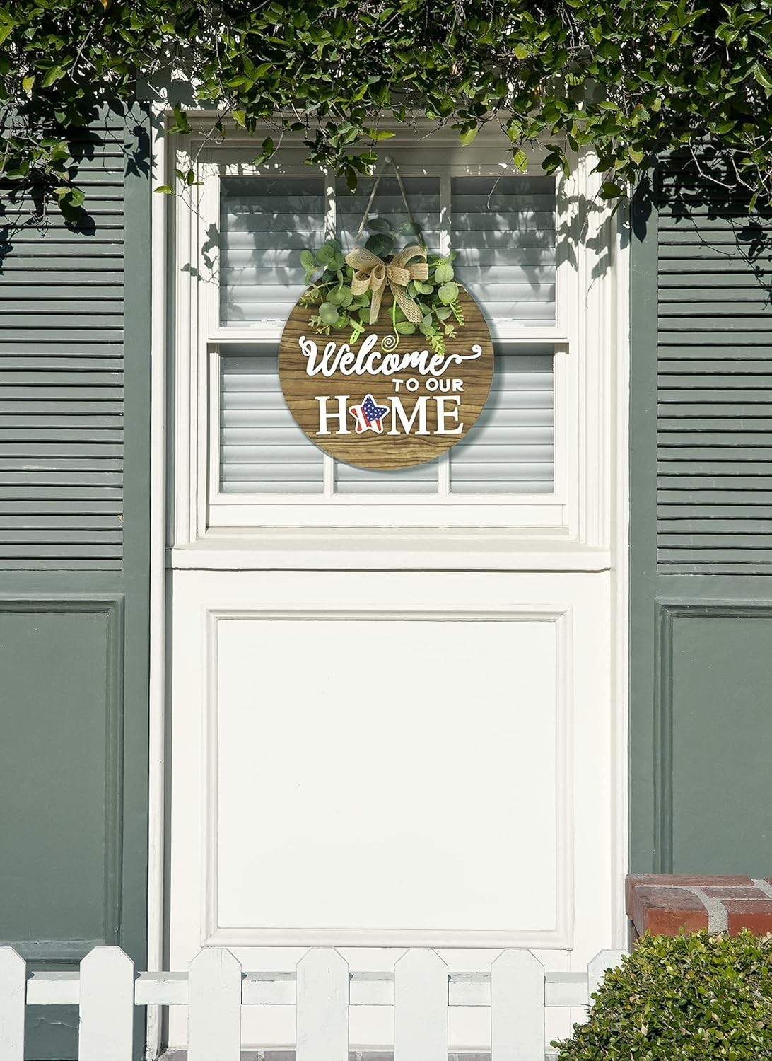 Beautiful 12 » Interchangeable Wood Wreath – Perfect for Seasonal Greetings