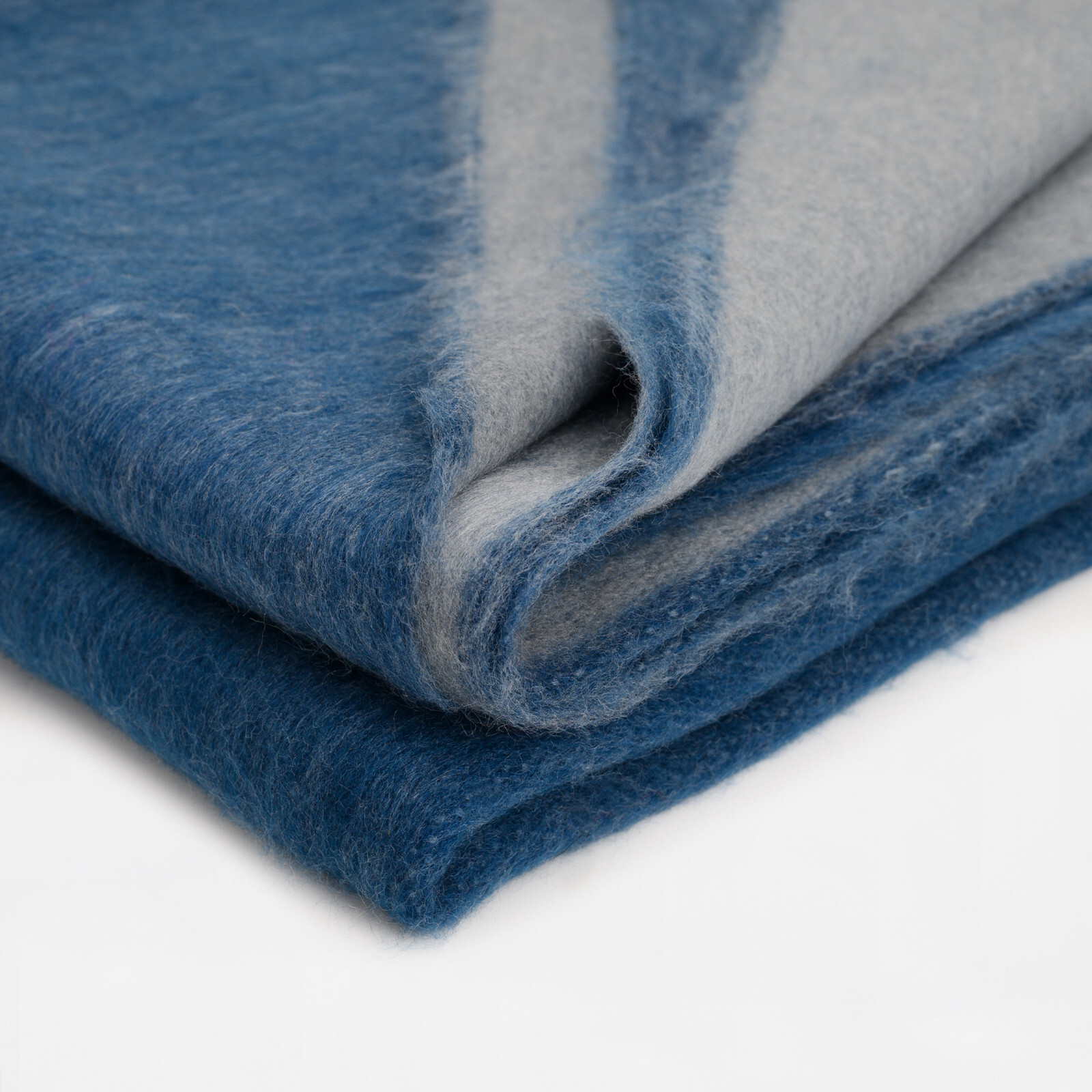 Cozy Soft Reversible Alpaca Wool Fringed QUEEN Blanket – Deep Blue/Grey 98x69in