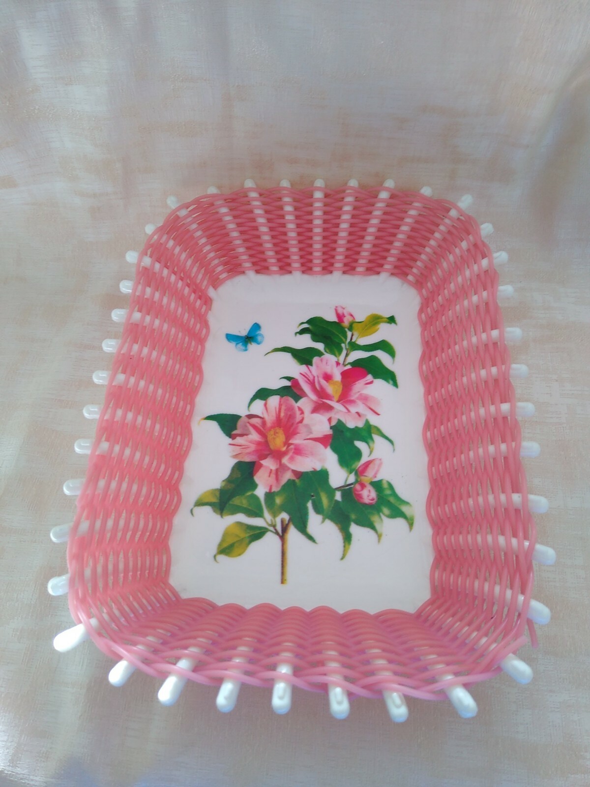 Norleans Made in Greece White and Pink Floral Basket Weave Plastic Floral Dish