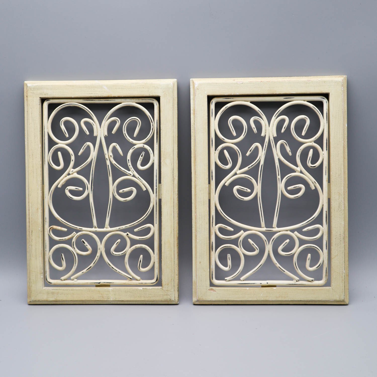 2 Wrought Iron & Wood Decorative Wall Decor Panels Plaques 10&Prime;H Shabby Chic