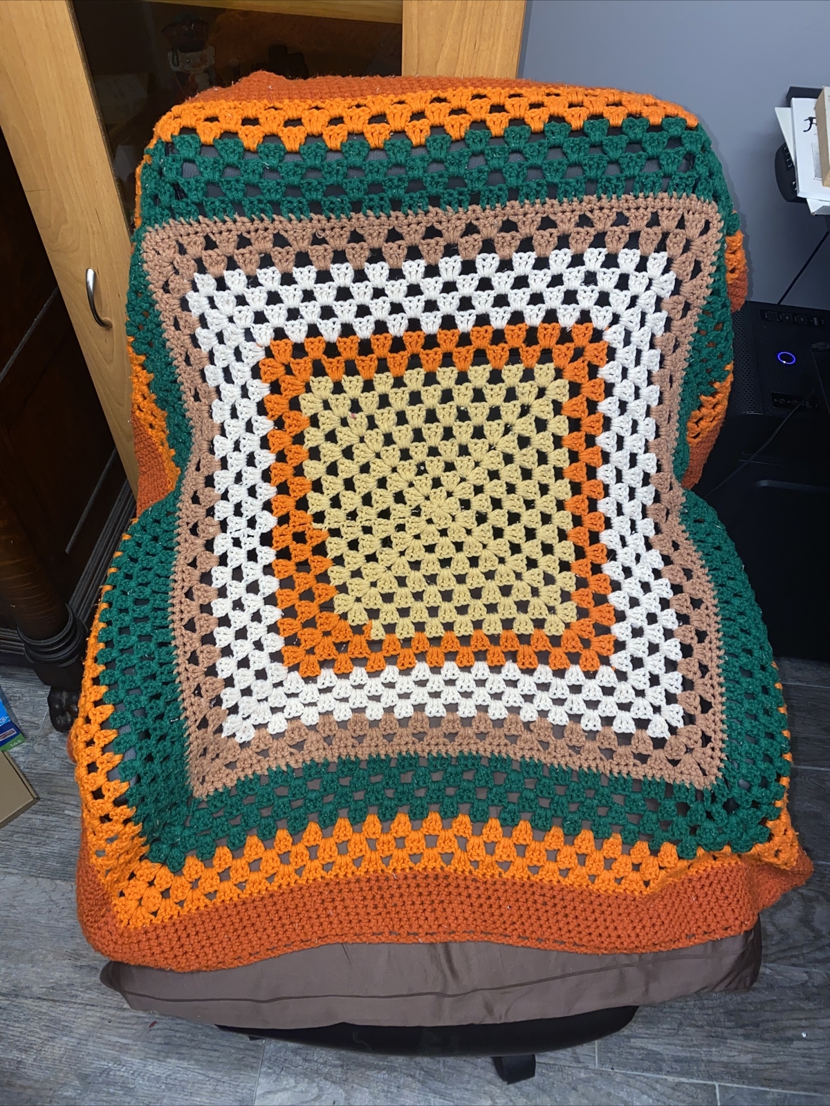22&Prime; x 22&Prime; Crochet Afghan Blanket Granny Squares Baby Doll Throw Square