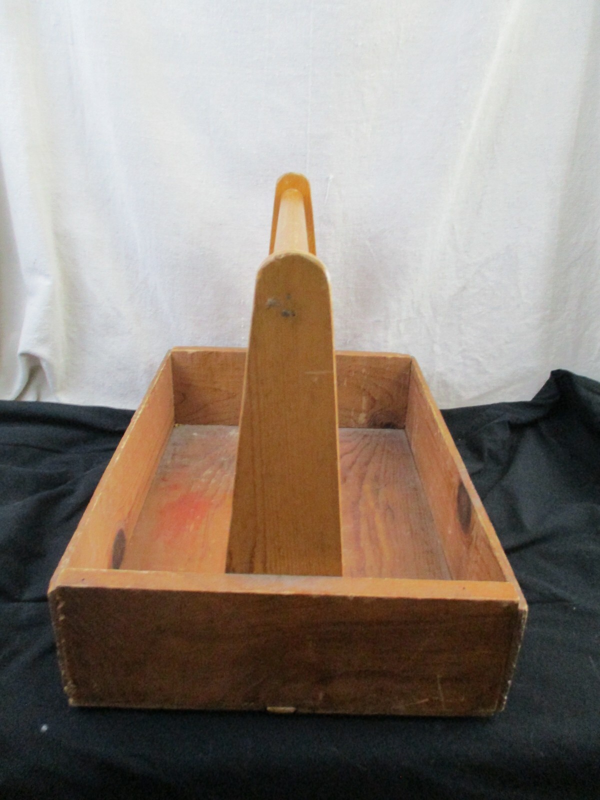 Vtg Wooden Garden Carrier Box /Tray/Caddy W/Handle 12 W x 17 L x 4 H Cottagecore