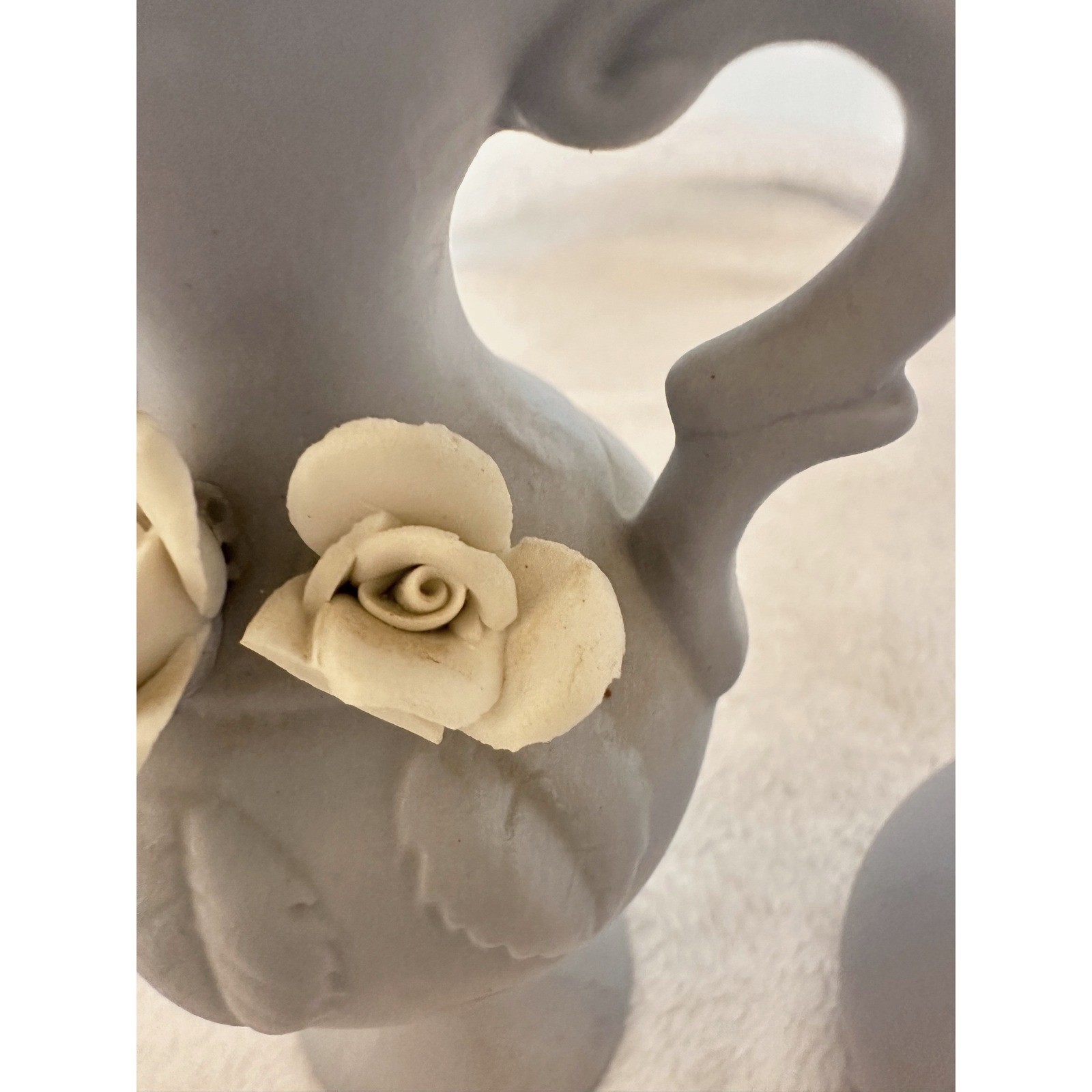 Flambro Bud Vase St Blue Good Matte Rose Detail Ceramic Decor Chip Rose Leaf Vtg