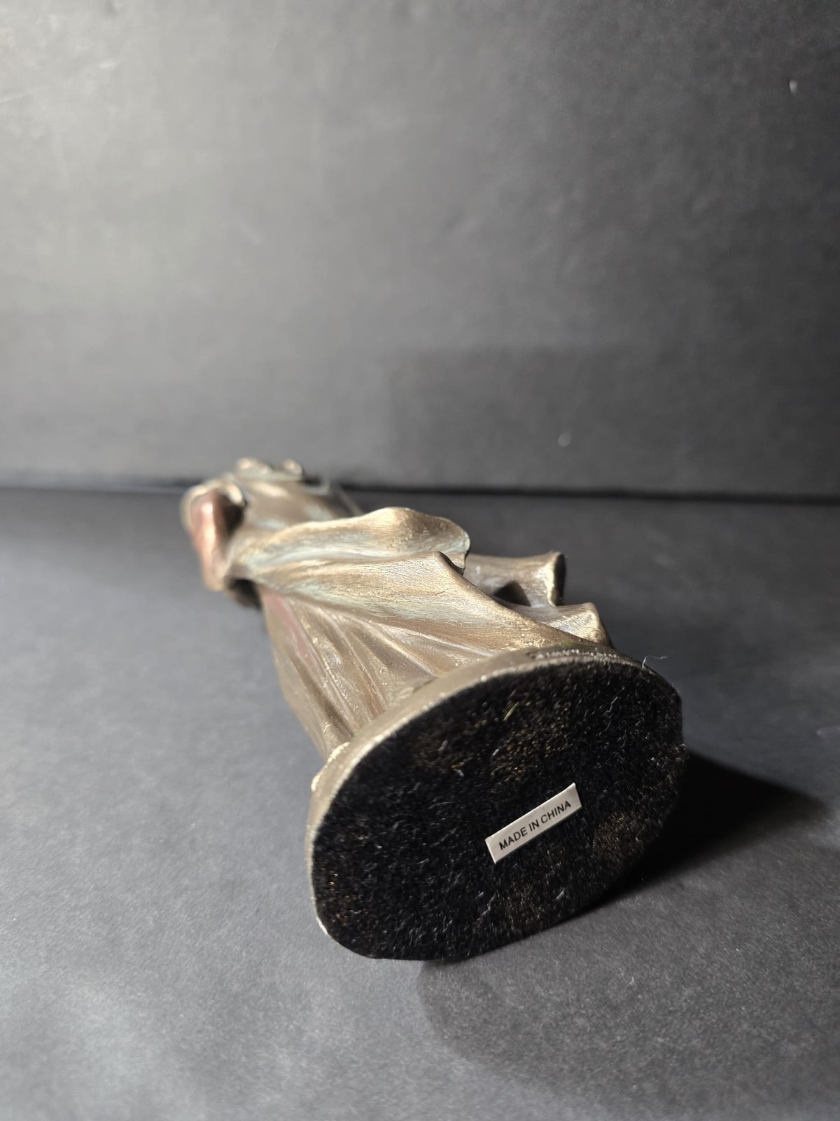 Jesus Holding A Lamb (Cold Cast Bronze & Resin Statue) 6&Prime; Inches DE02
