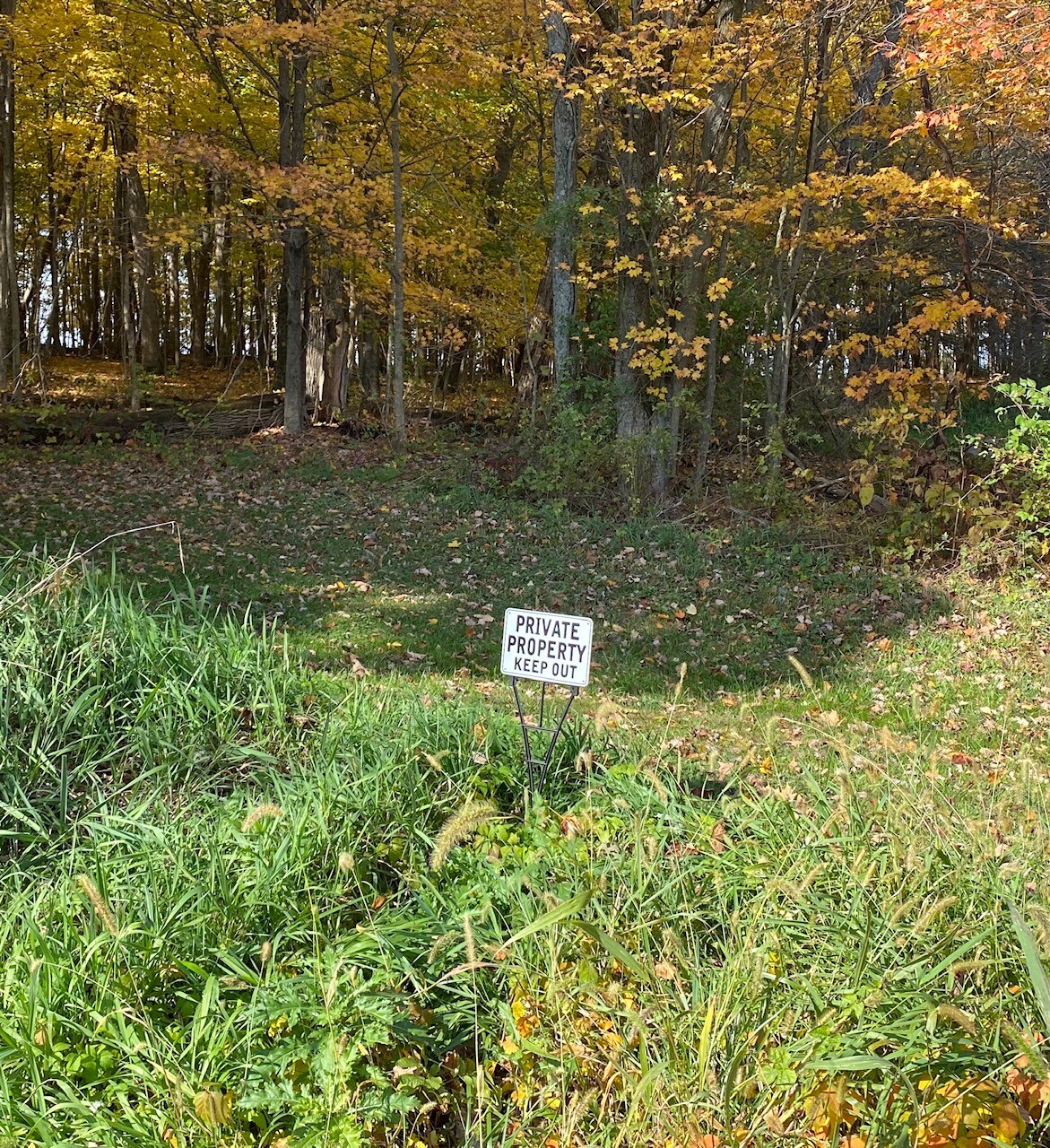 « PRIVATE PROPERTY KEEP OUT » 10&Prime; x 7&Prime; WARNING SIGN, METAL,