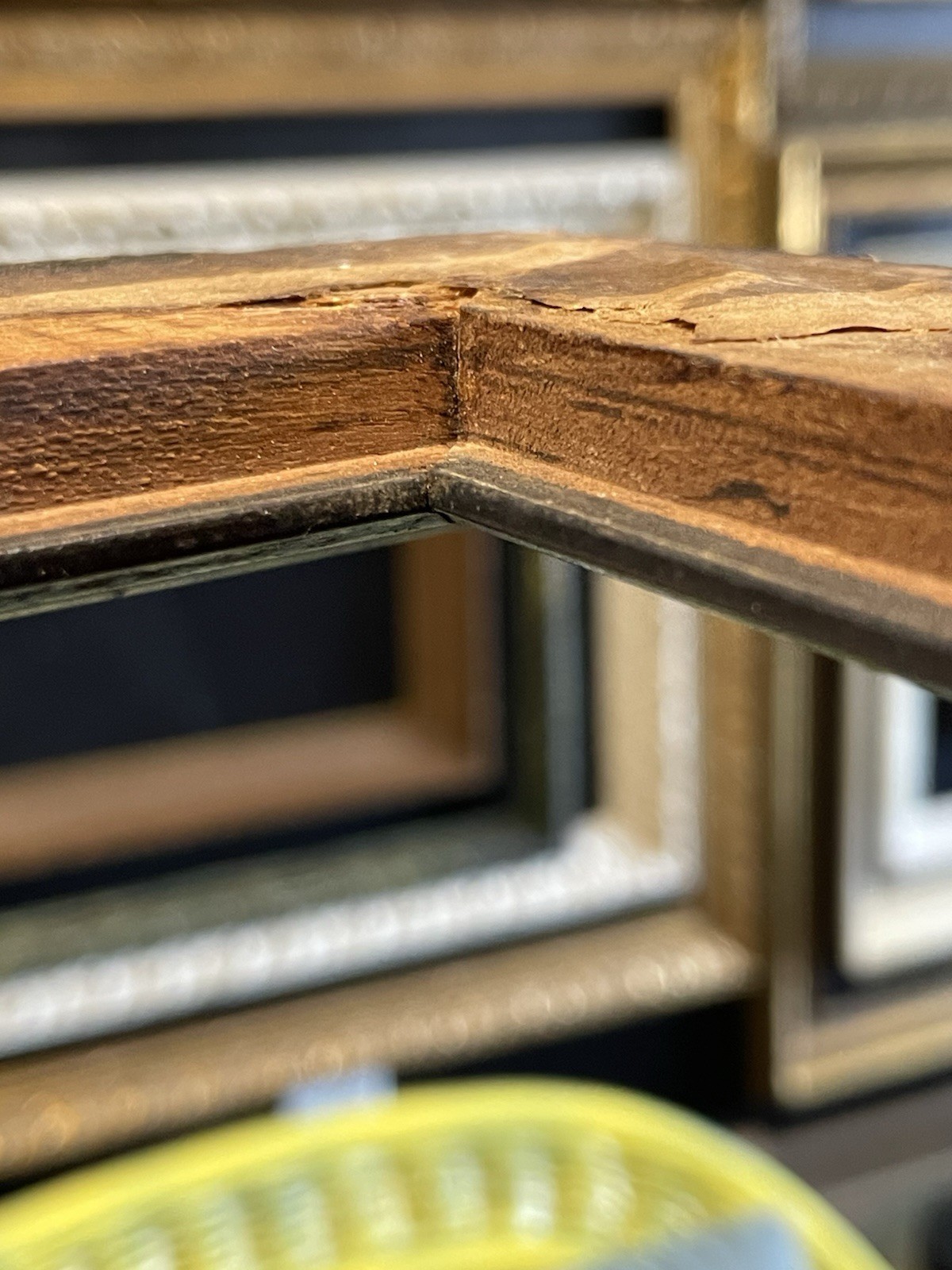 Antique Walnut Small Wood Portrait Picture Frame 6 X 9.25 Victorian Era
