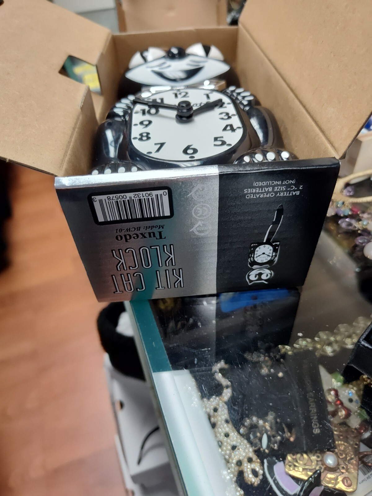 BLACK TUXEDO KIT KAT CLOCK -Full Size – 15.5&Prime;- MADE IN THE USA BLACK