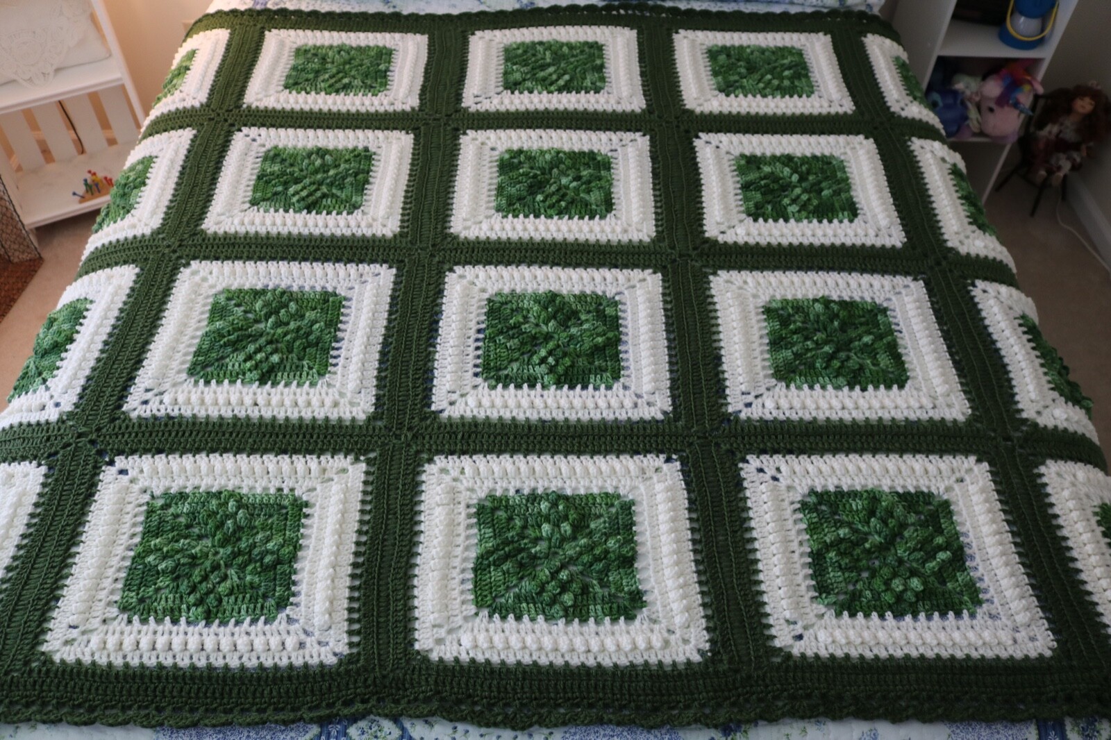 Granny Squares Afghan Hand Crocheted Blanket Greens Soft White & Medium Green