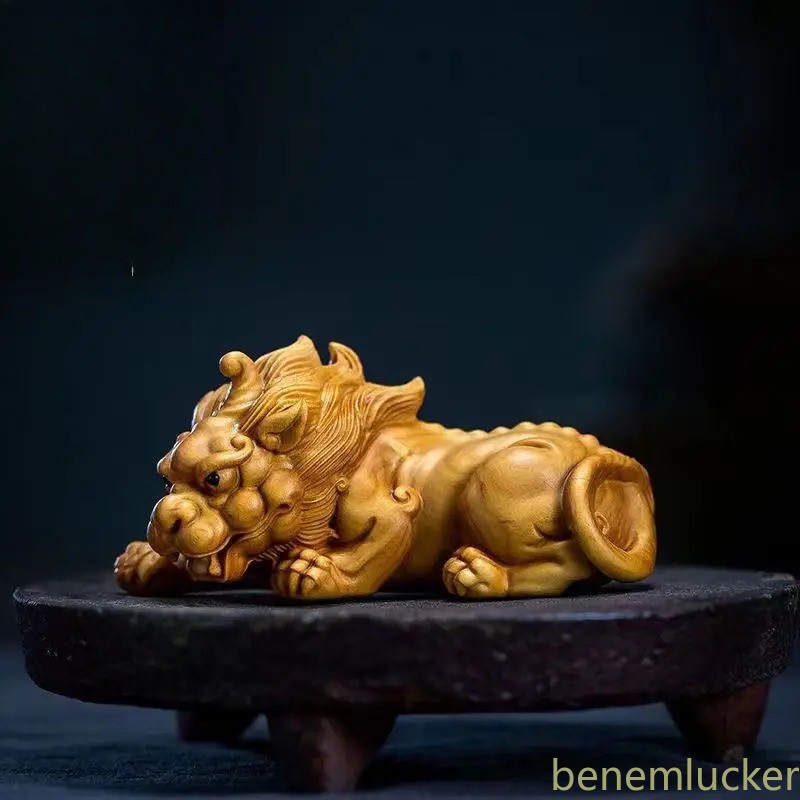 8cm Boxwood HandCarved PI Xiu Luck Handheld Ornament Home Feng Shui Pendant