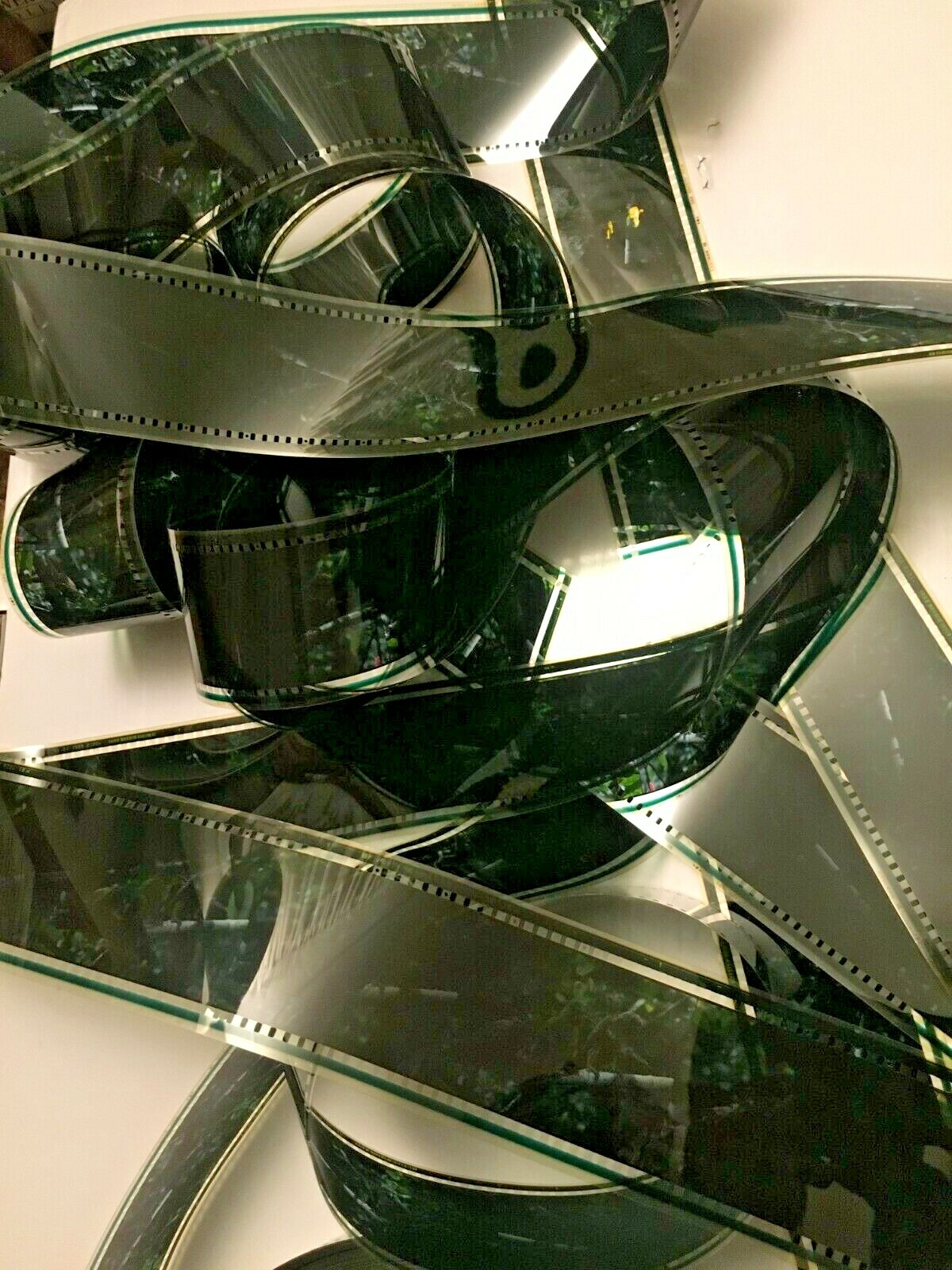 Vintage Real 70mm Movie Film 25ft Art Deco Theater Reel Decor Old/Party not 35mm