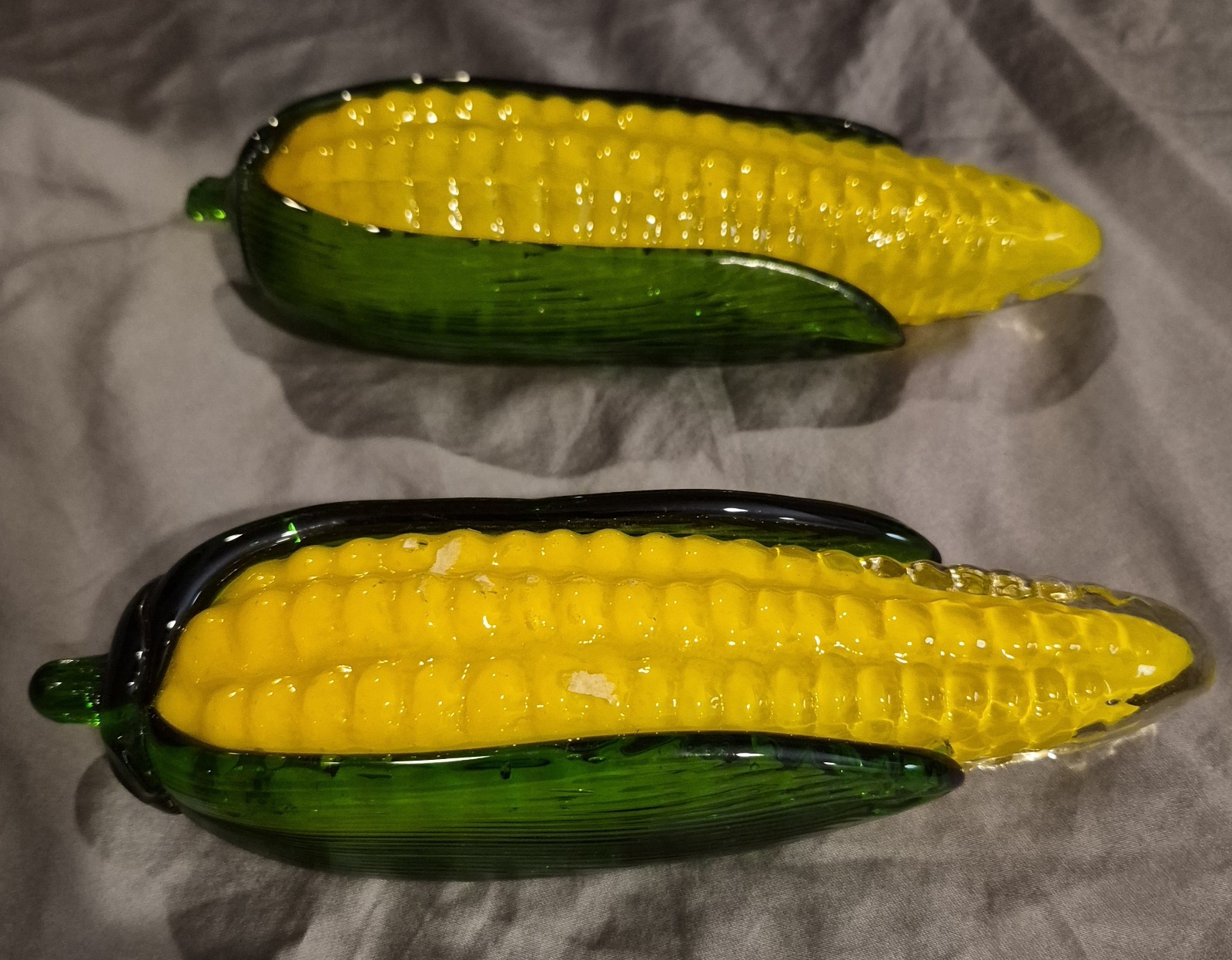 Set of 2 colored glass corns on the cob= great shape= 7 1/2&Prime; long=matching pair