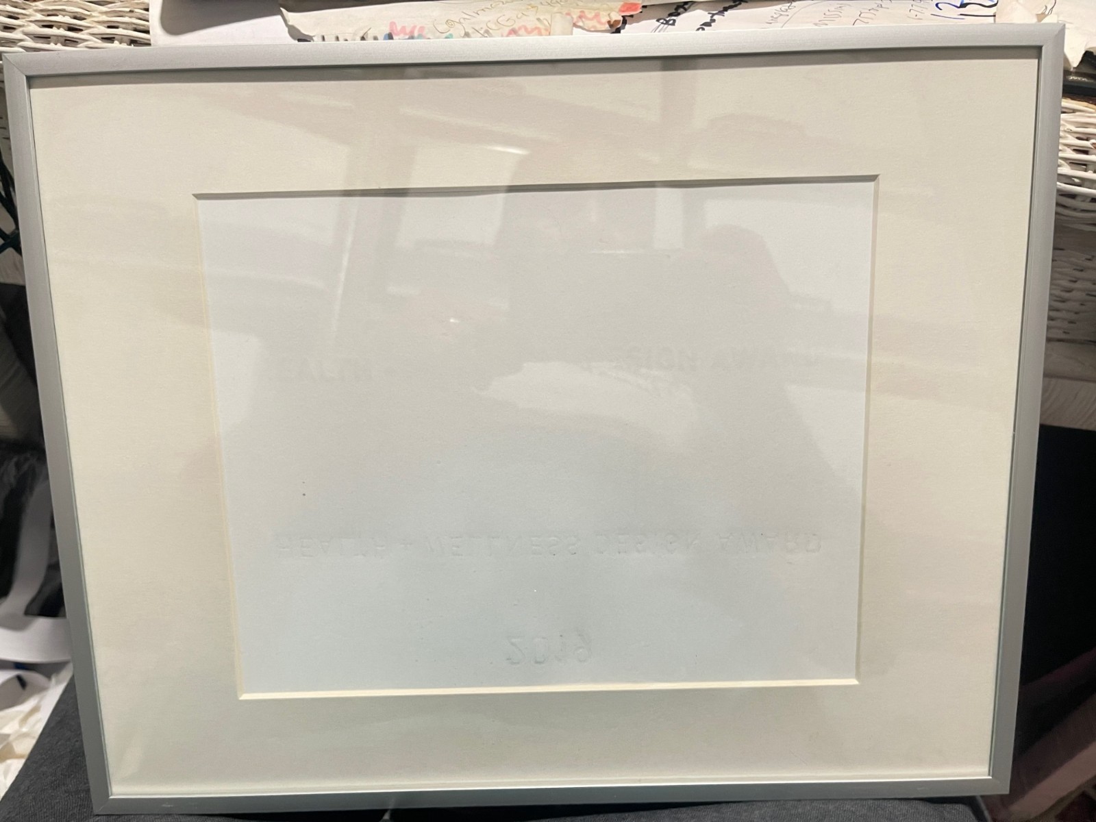 14 1/2&Prime; x 11 1/2&Prime; x 1&Prime; Aluminum Picture Frame with Mat See photos(R4)