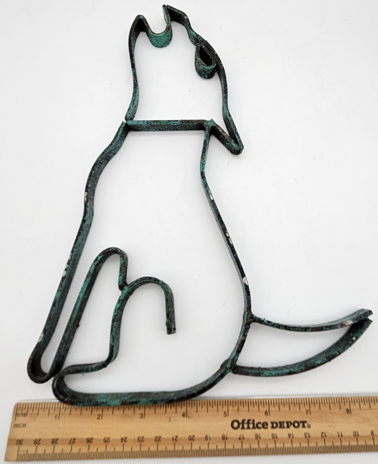 Vintage HOMCO Green Southwestern Metal Howling Dog Coyote Wolf Wall Hanging
