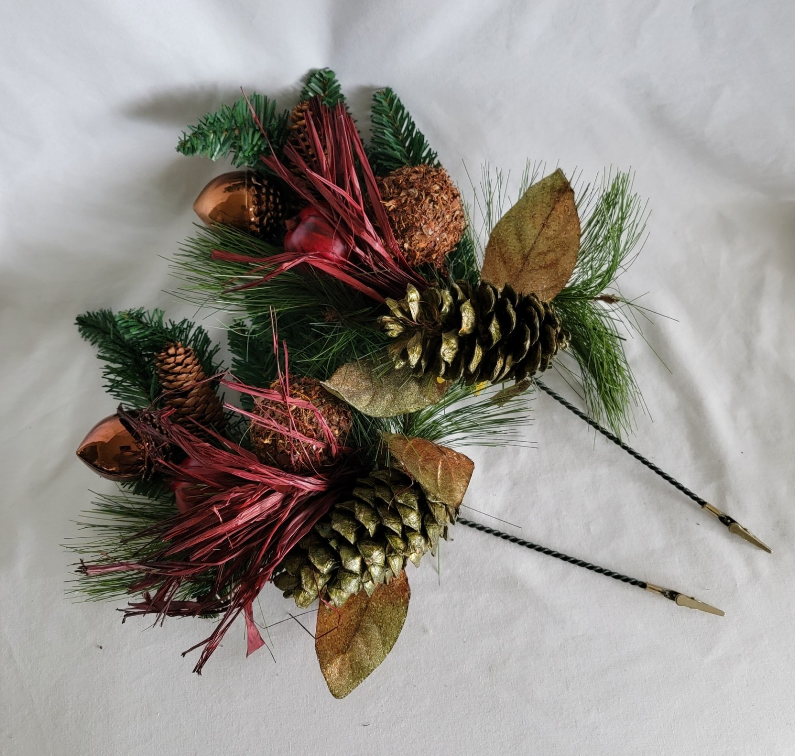 2 Artificial Christmas Holiday Floral Picks Spray 20&Prime; Pine Branches w/Pinecones