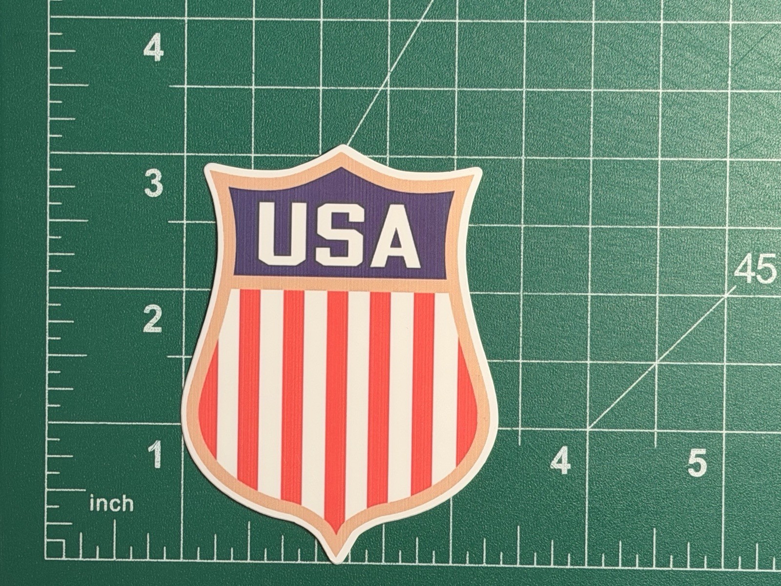 Team USA Hockey Shield/Crest – Laminated Vinyl Sticker – 3&Prime;x2.5&Prime; USA GOLD MEDAL
