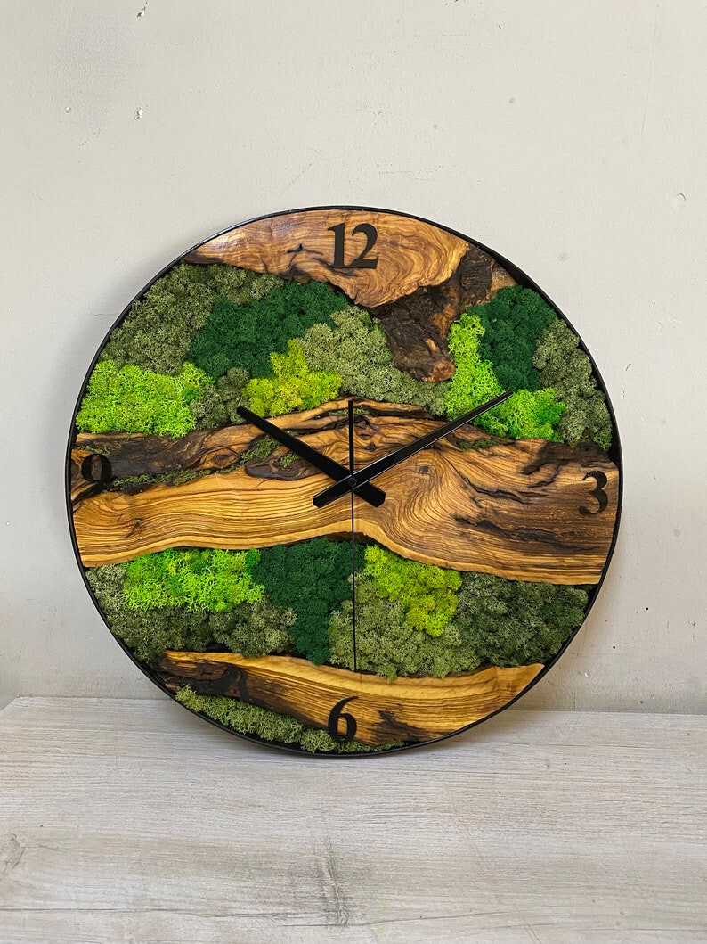 Metal Olive Wood Wall Clock Green Grass Nature &lsquo;s Design Wooden Home Decorative