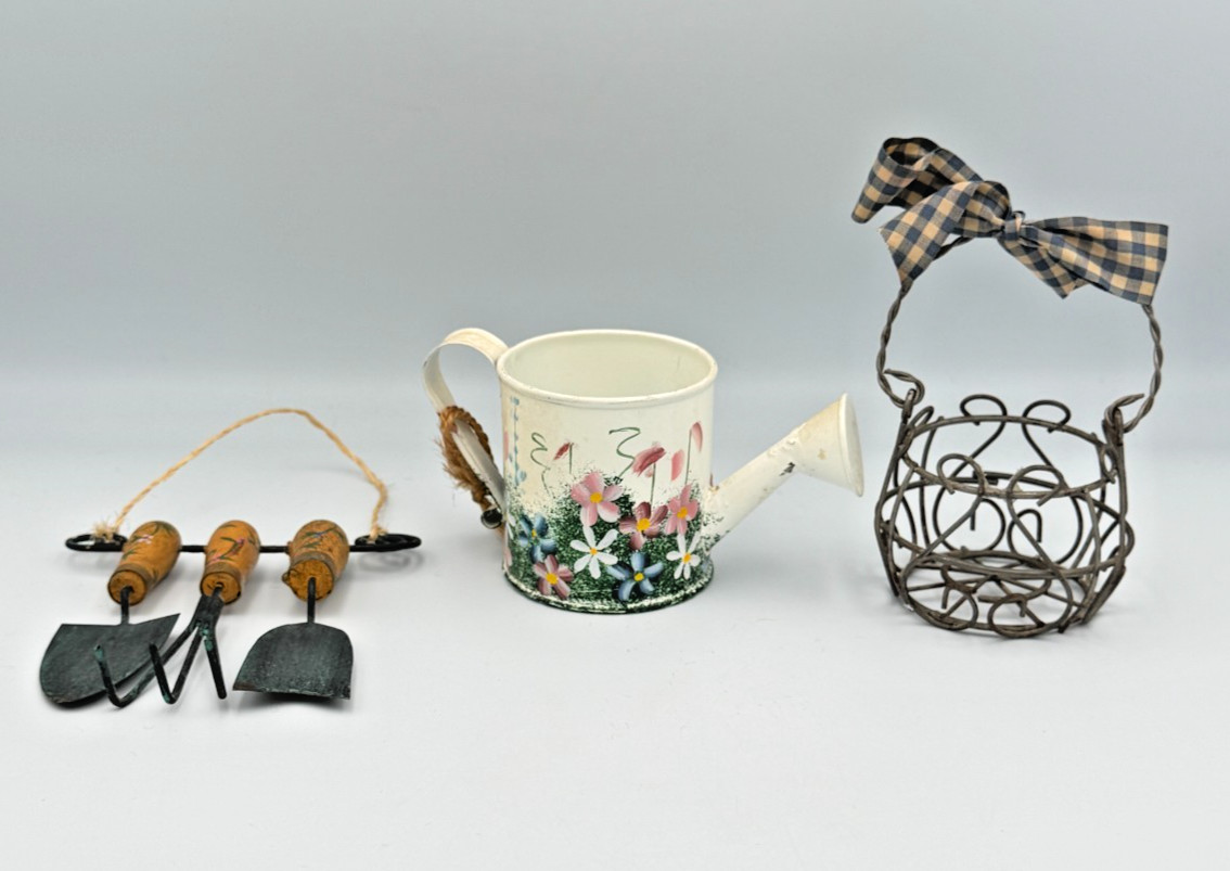 Country Craft Decorative Watering Can Garden Tools Metal Basket Miniature Lot