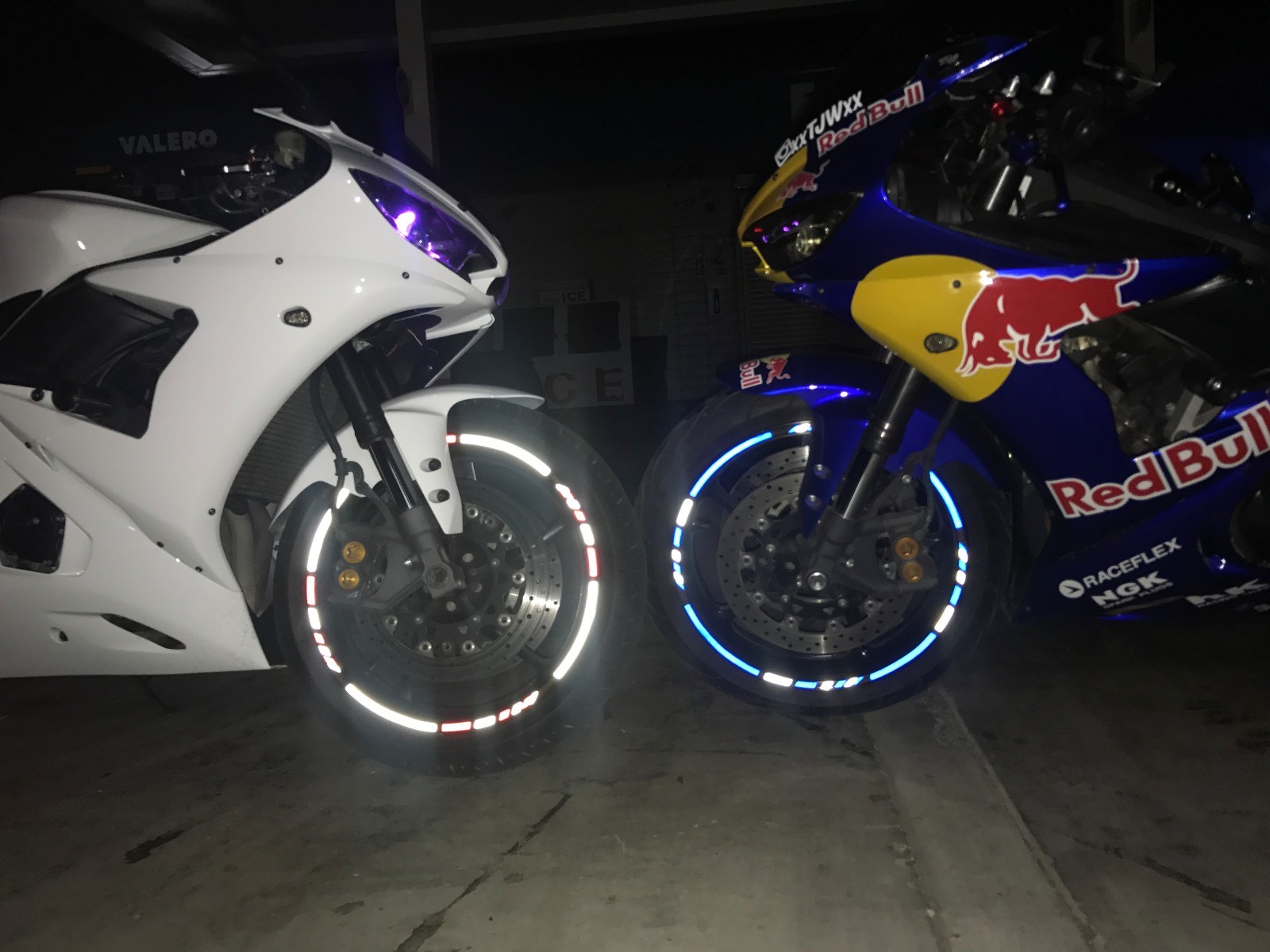 CUSTOM REFLECTIVE MOTORCYCLE CAR RIM STRIPES WHEEL DECALS TAPE STICKERS GRAPHIC