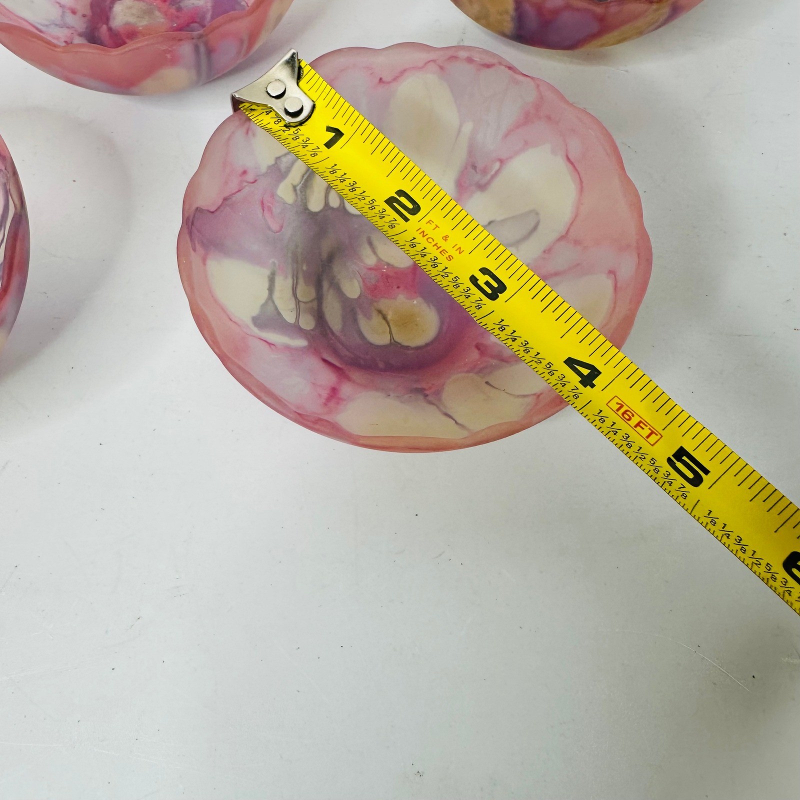Set of 5 Pink Purple Marbled Art Glass Scalloped Decorative Trinket Bowls 4.5&Prime;