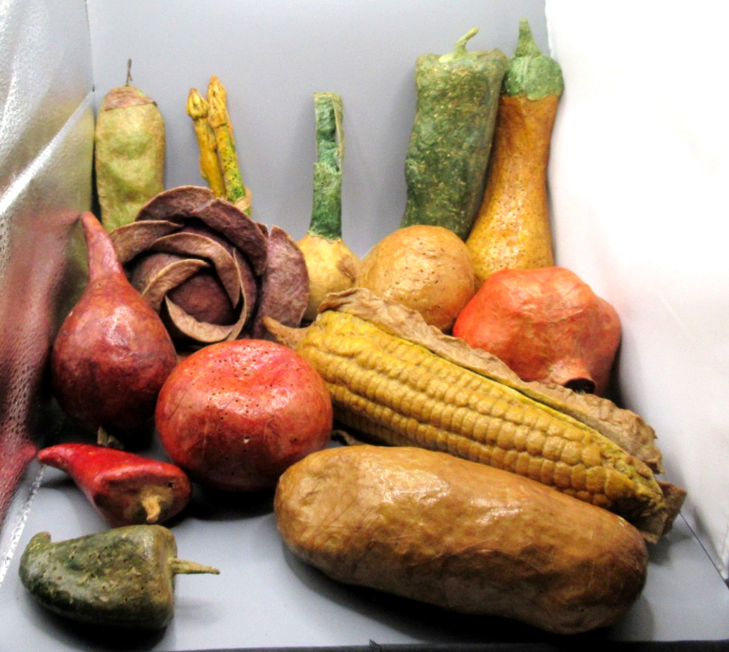 14 Vintage Papier Mache&rsquo; Artificial Vegetables As Is