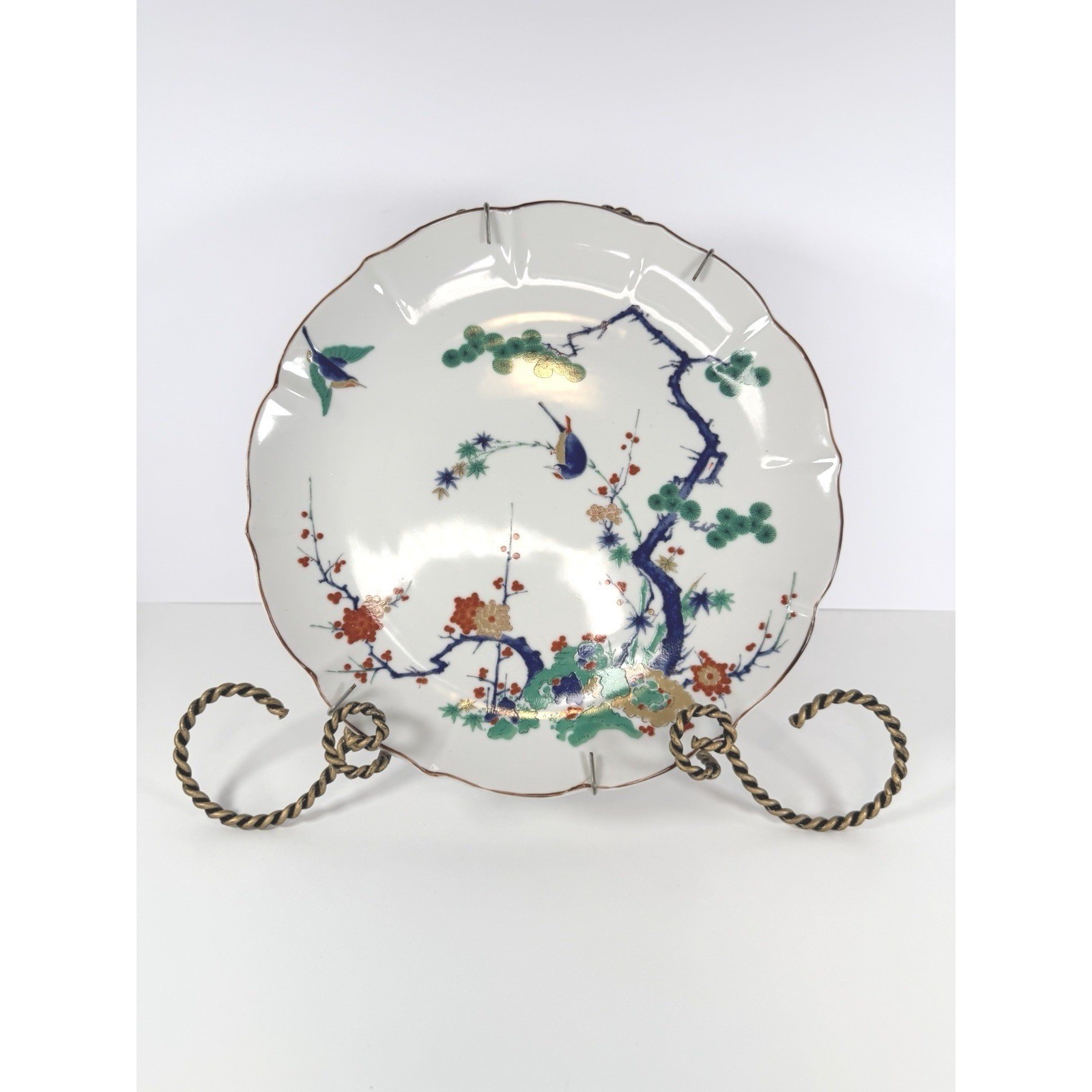 VTG Arita Kakiemon style Porcelain Plate W/ Bird & Blossom Tree Scalloped Edge