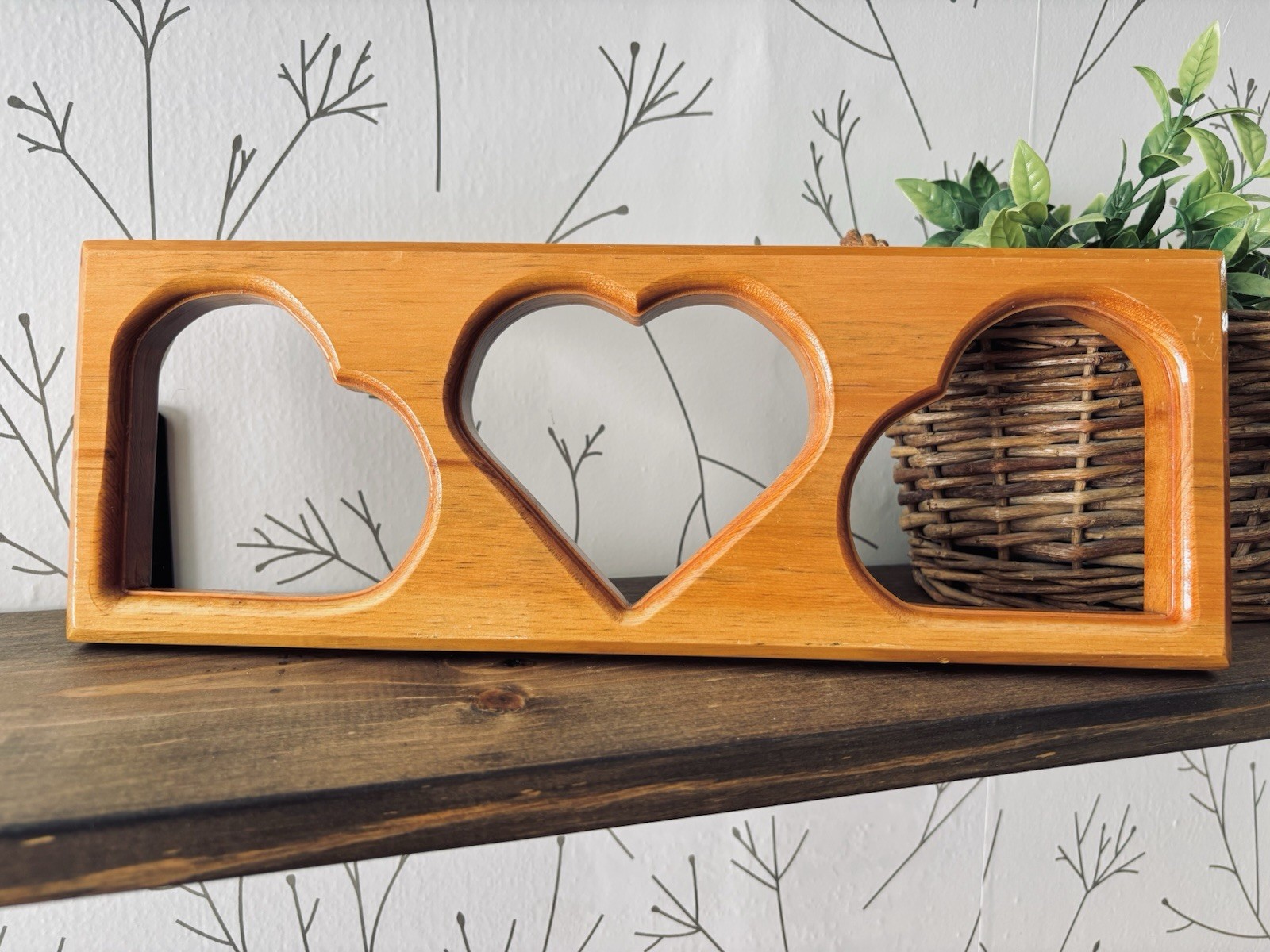 Vintage Country Rustic Triple Heart Cutout Wall Decor Cottage Granny Core 15&Prime;x5&Prime;