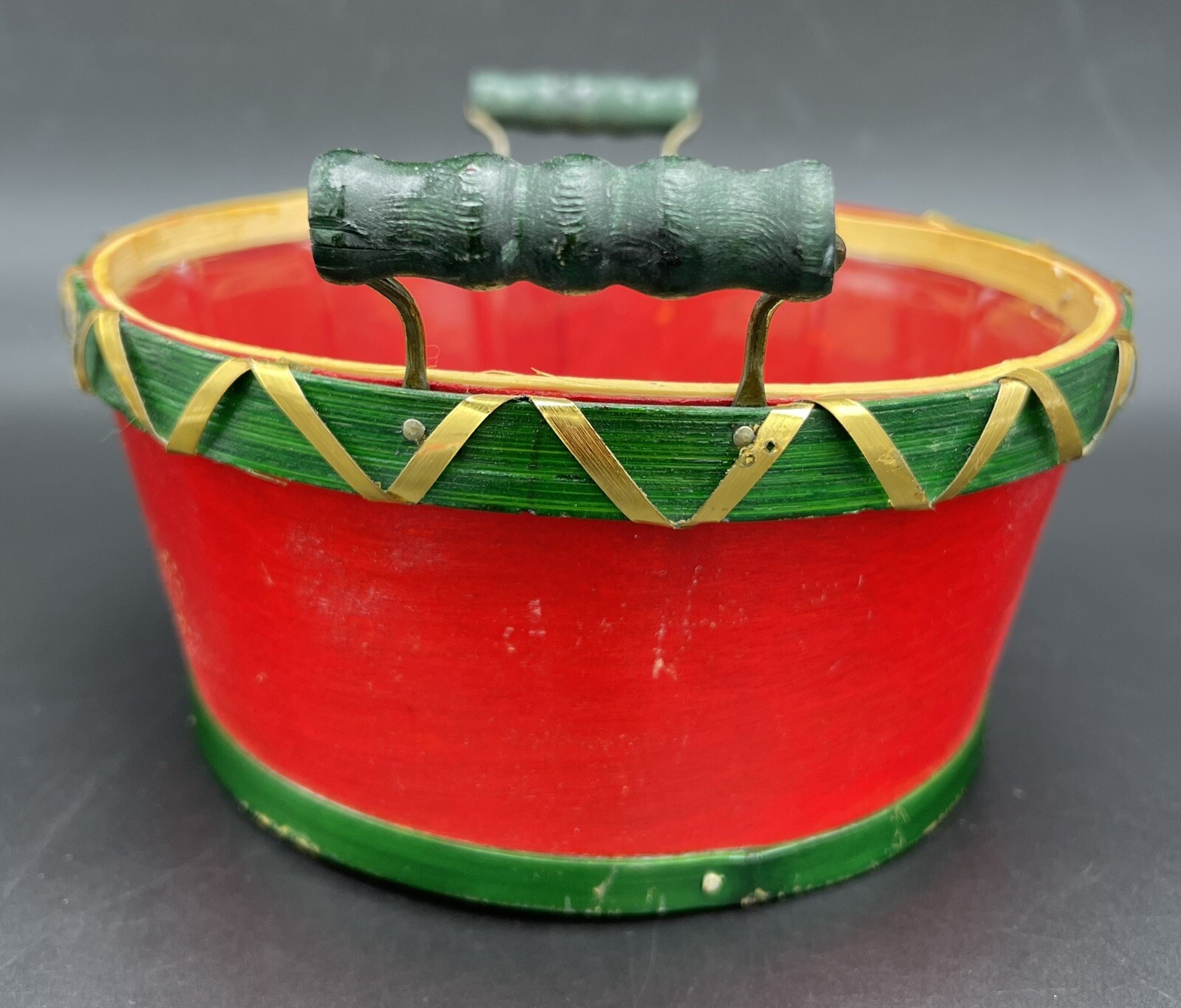 Christmas Theme Round Bamboo Storage Basket Fruit Flowers Gifts Green & Red