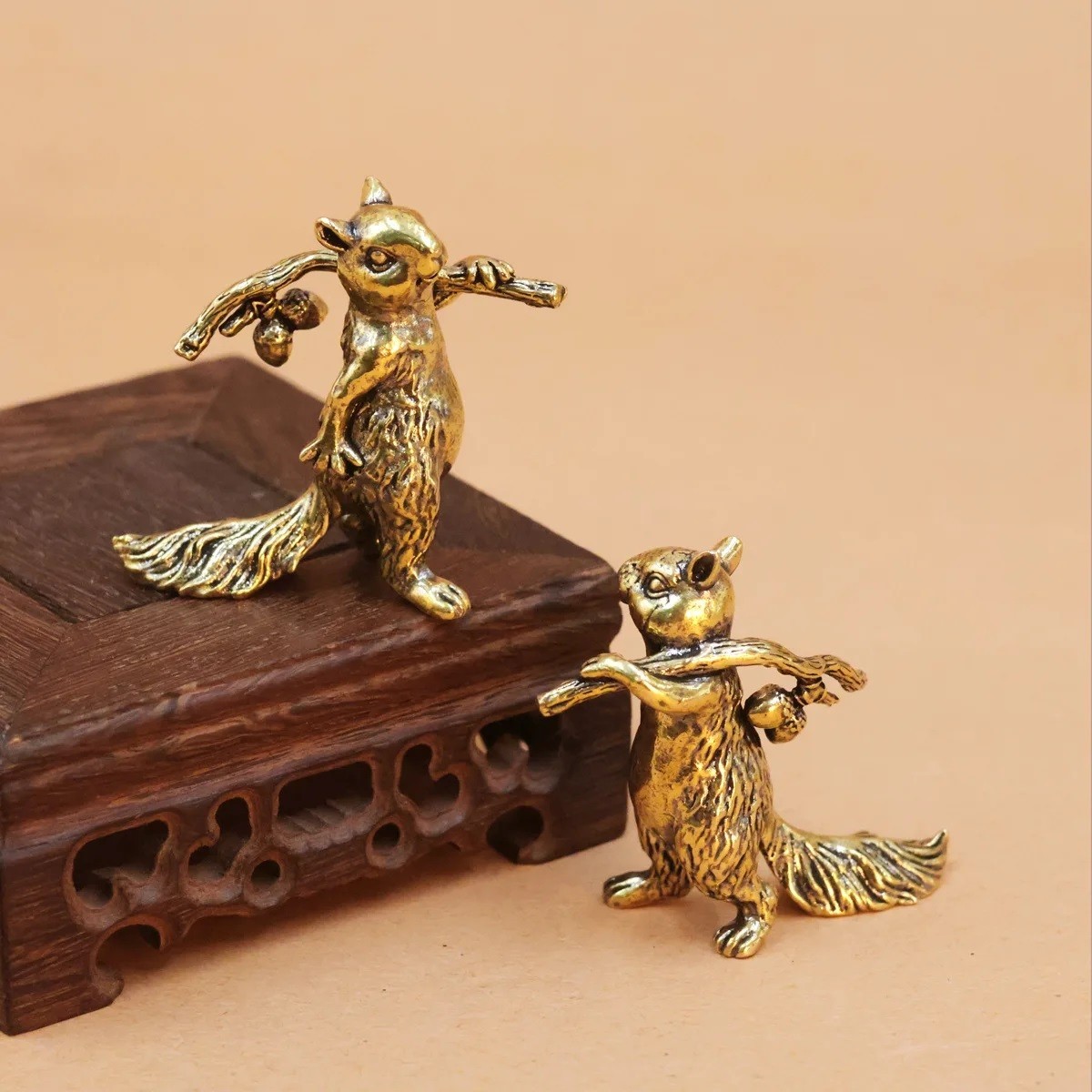 Brass Squirrel Animal Statue Small Sculpture Tabletop Figurine Decor Gifts