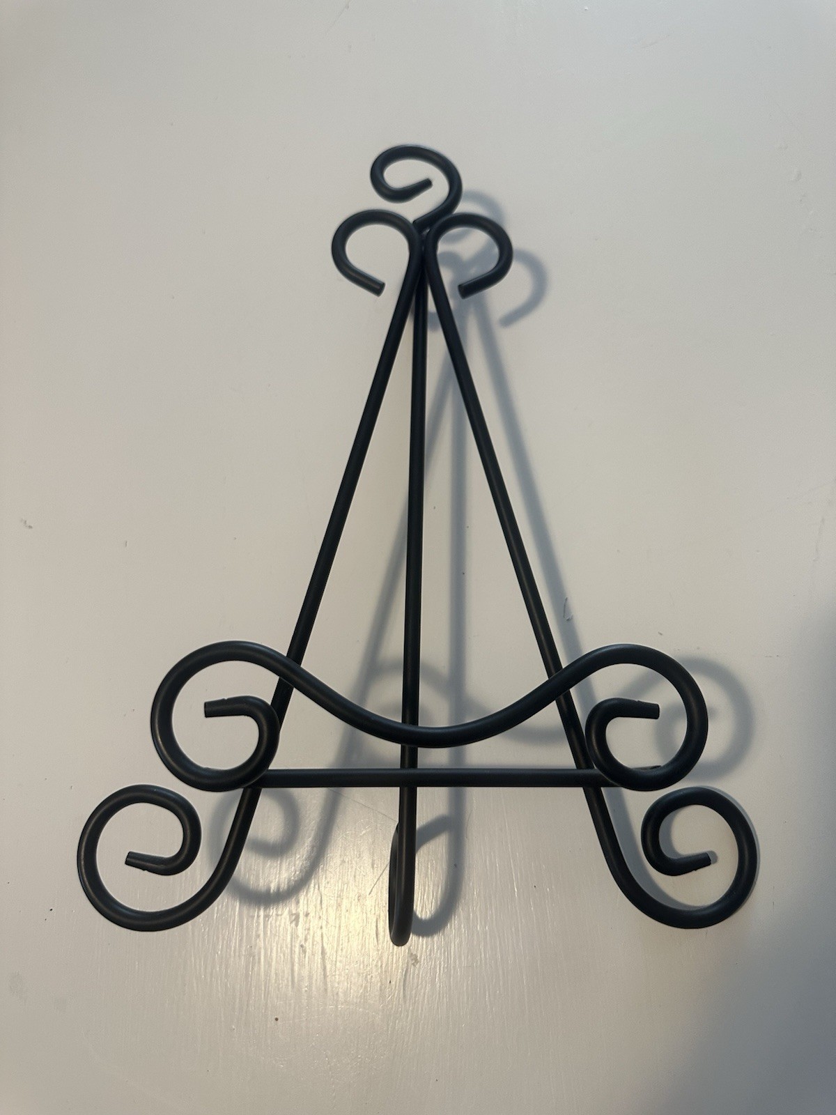 Black Metal Scrollwork Tabletop Display Easel Picture Frame Stand