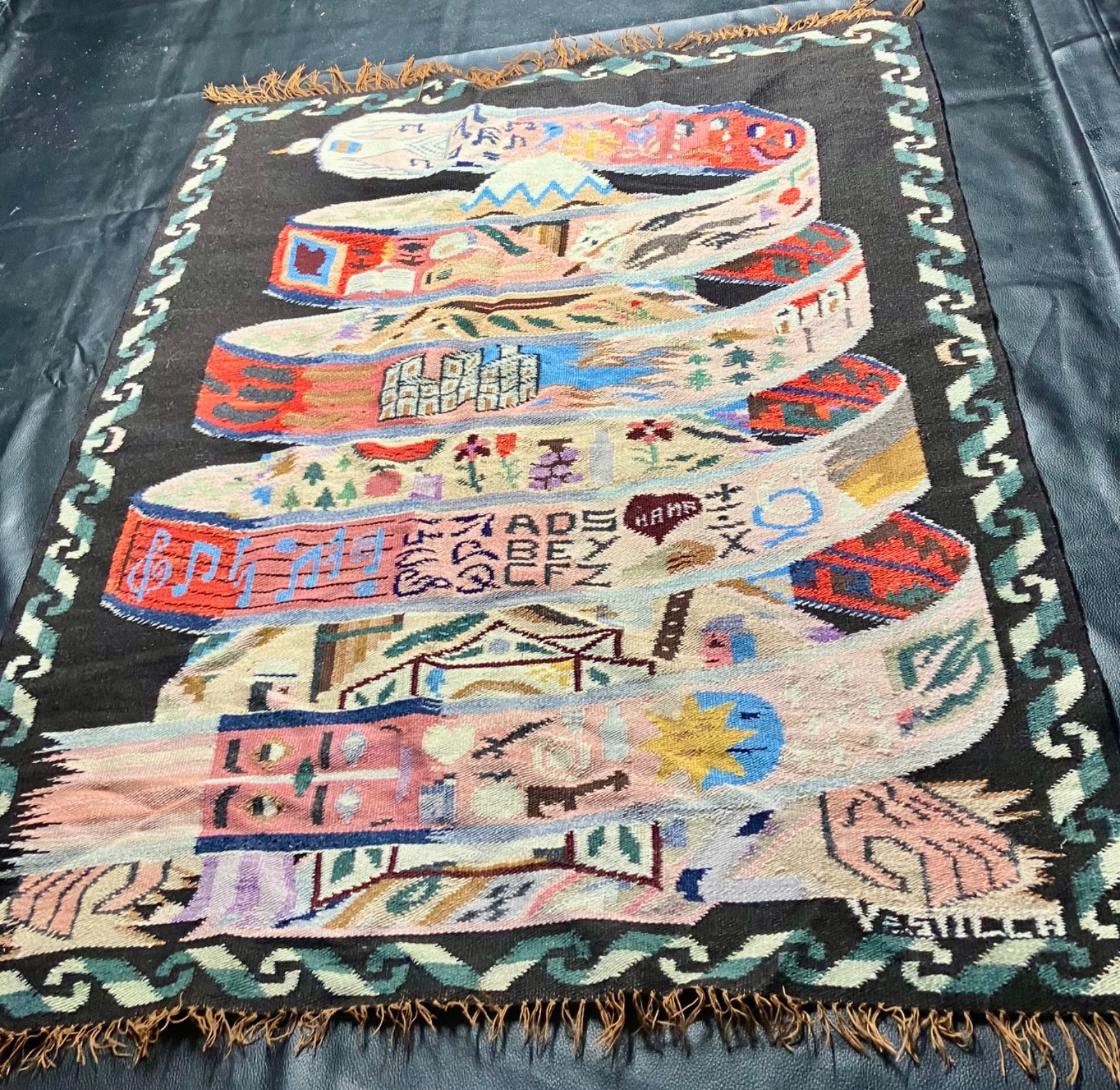Victor E. Sulca (Sgd V. SULKA) Peru Kilim Wool Woven Tapestry MINT, 33&Prime;x 43&Prime;