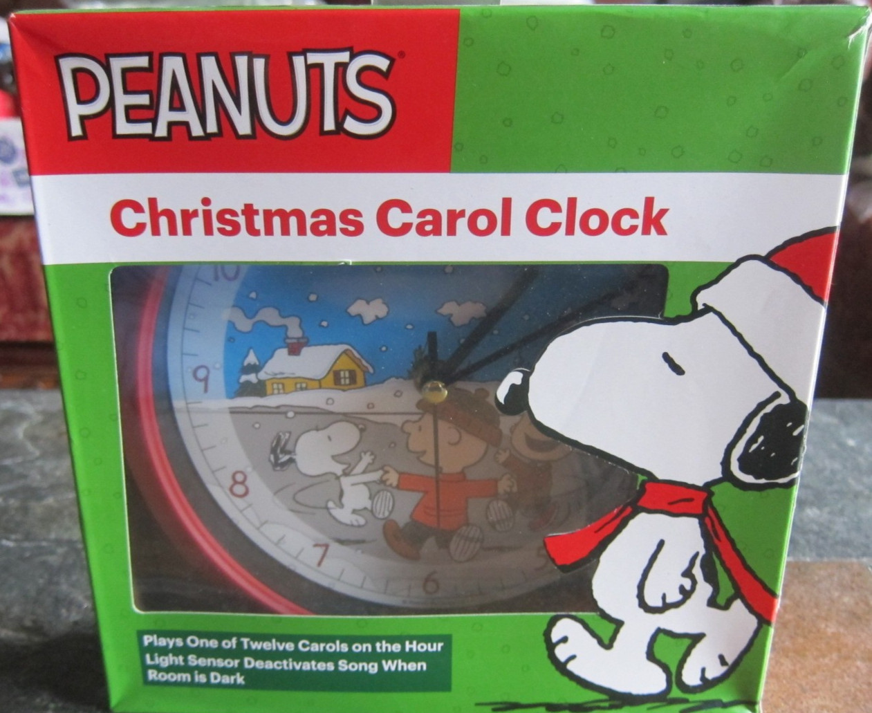Peanuts Christmas Carol Clock 12 Songs NEW NIB Snoopy