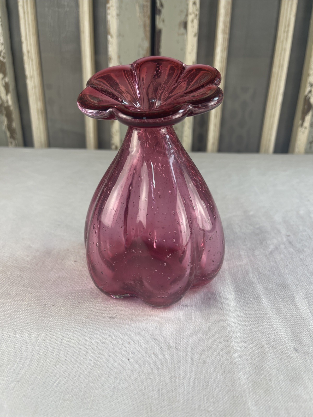 Pink Bubble Glass Flower Vase Daisy Bloom Pattern 6.5” Floral Decor Hand Blown