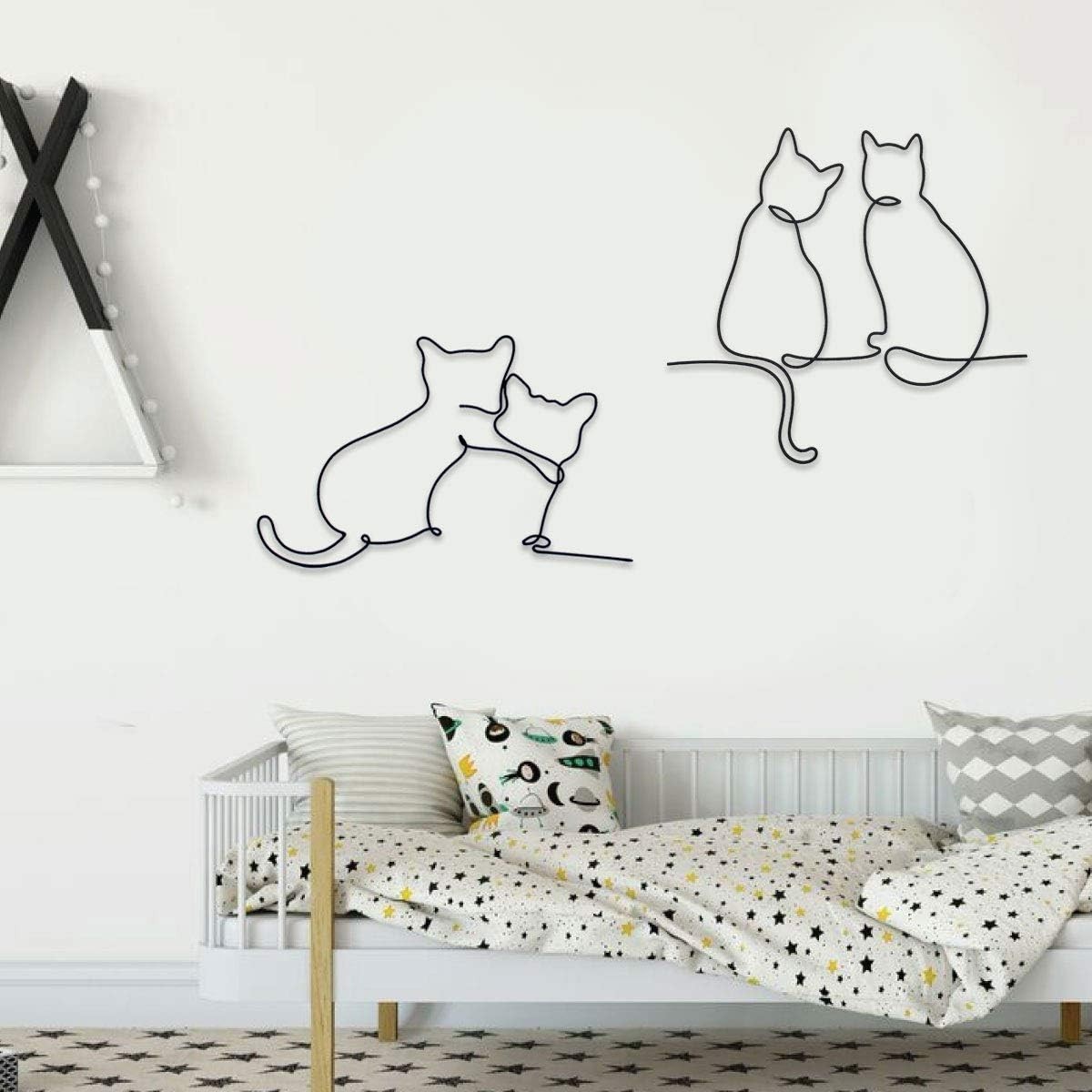 Stylish Black Metal Wall Decor Featuring Dog and Cat – Perfect for Pet Lovers