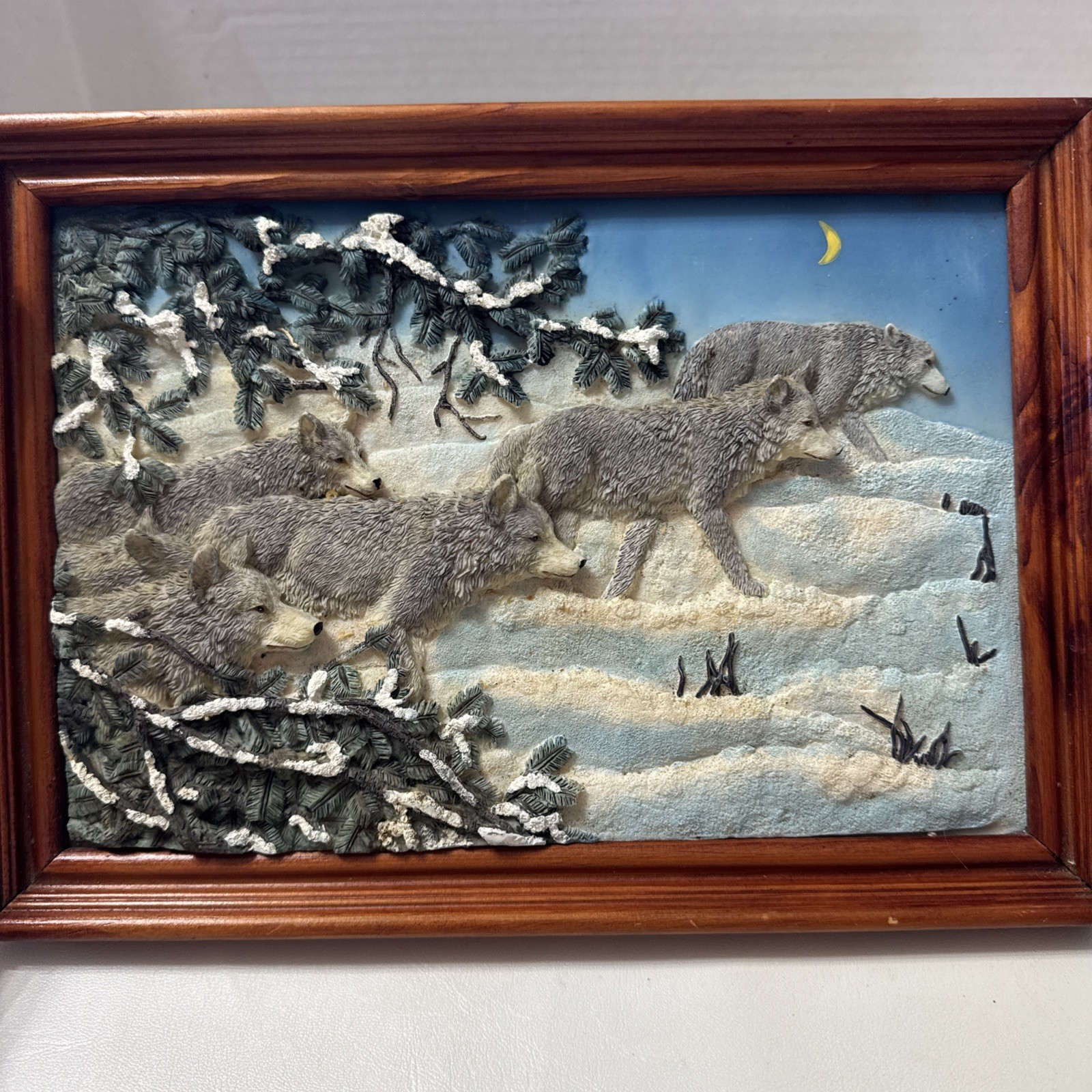 Vintage 3D Howling Wolves Running Winter Trees Resin Wall Art 13×9.5×1.25.