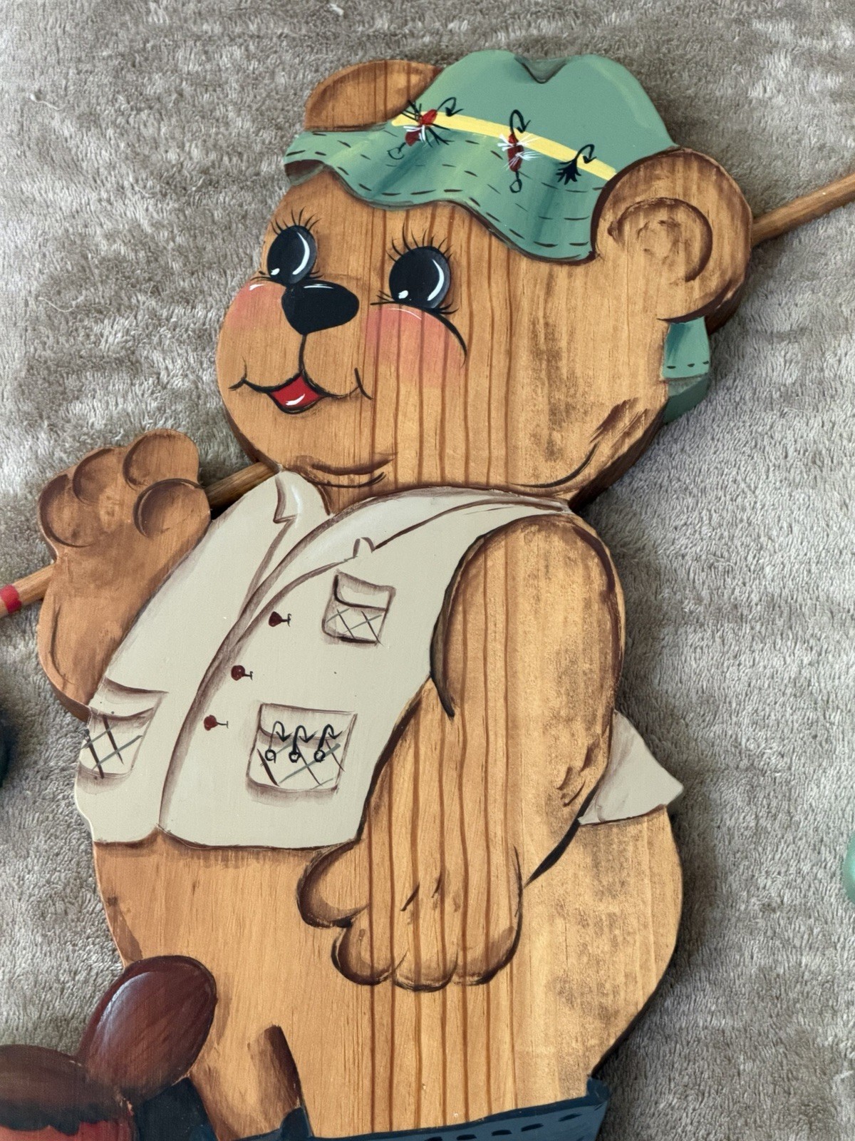 Handmade Solid Wood « Gone Fishing Bear » Wall Hanging Outdoor Sport Cabin Cottage