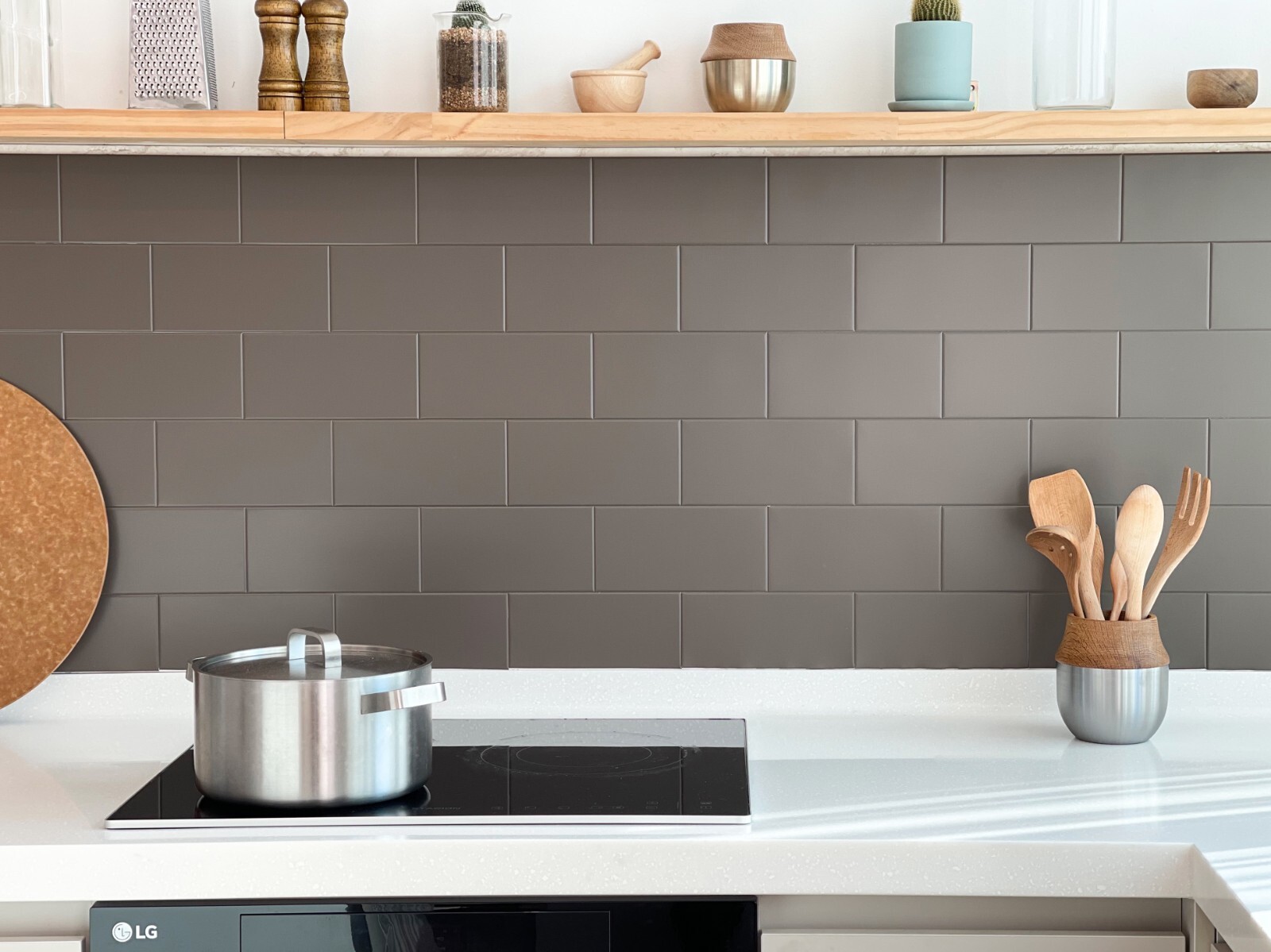 Peel & Stick Metal Tile kitchen backsplash 3.93&Prime;x7.87&Prime;(100MM x 200MM)