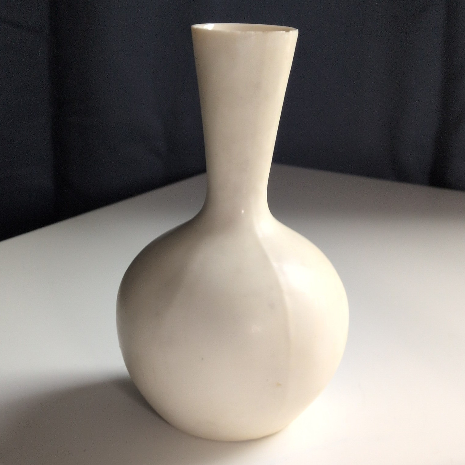 White Ceramic Bud Vase Bottle Shape Solid Decorative Freestanding