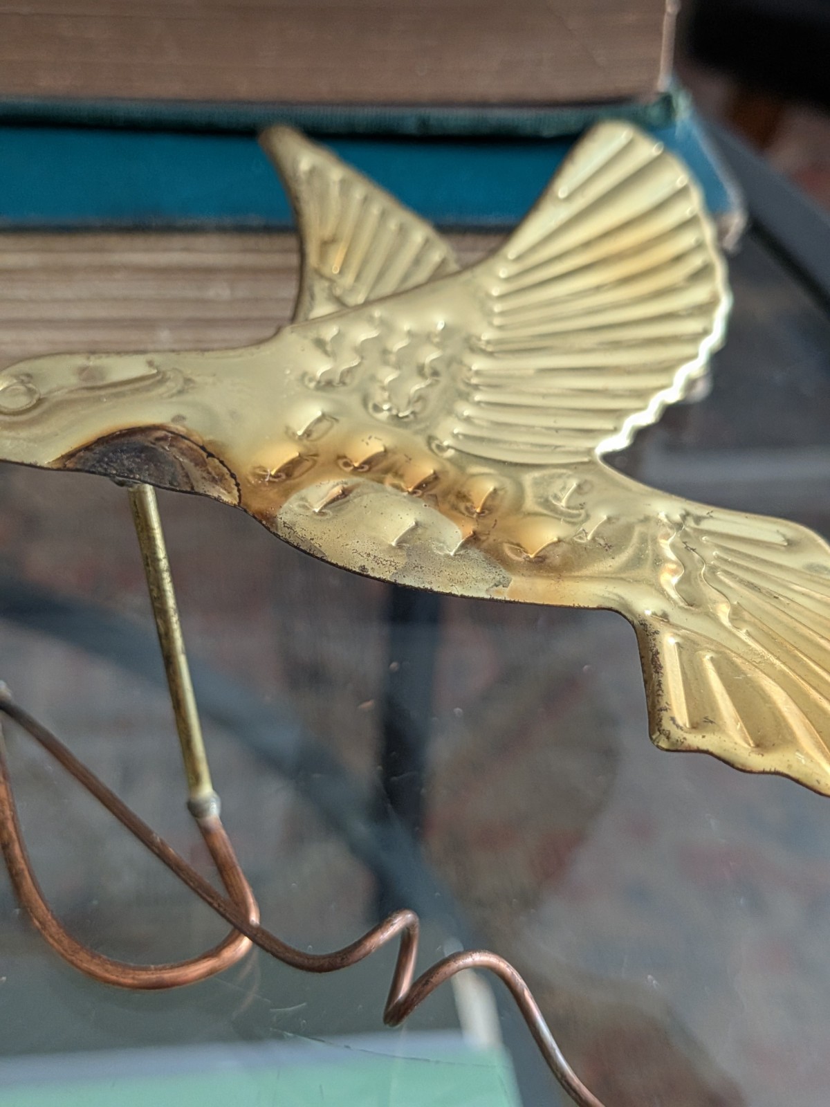 2 Vtg Homco Wall Hanging Art in Gold Tone Metal 3D Hummingbird & Flower Bird Set