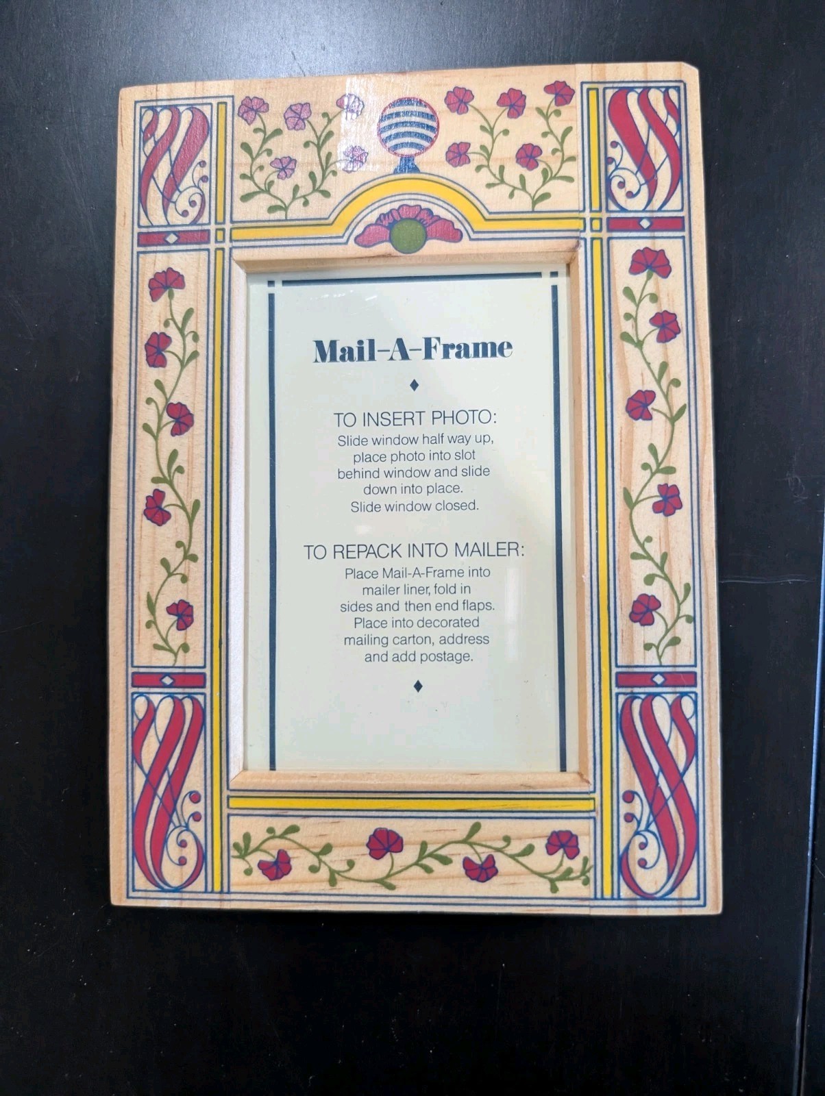 Avon Mail-A-Frame Wooden Photo Frame Floral & Nature Pattern Rectangle 5 x 7 in