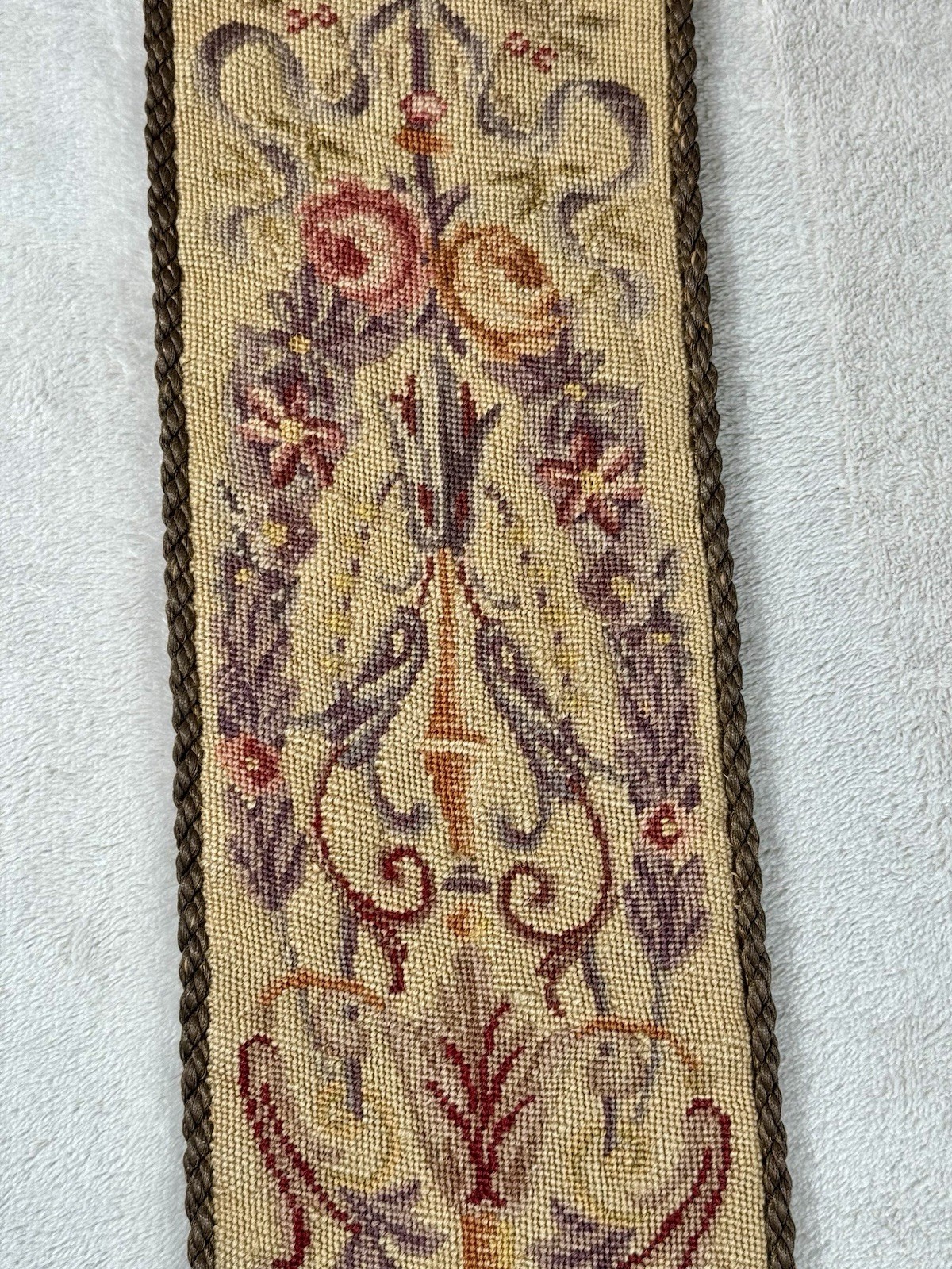 Vtg Wool Needlepoint Bell Pull Floral Motif Wall Hanging Hardware Ends 60×5”