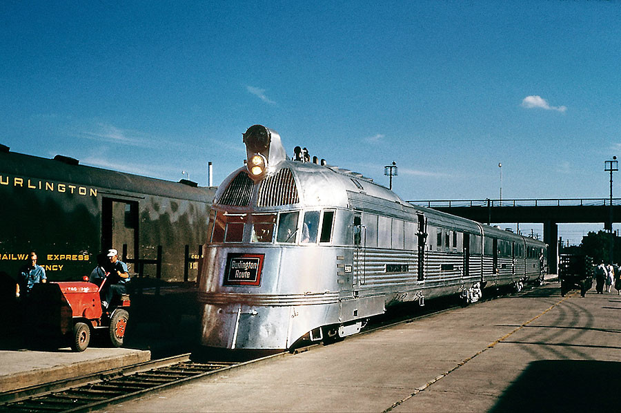 CB&Q RAILROAD &lsquo;PIONEER ZEPHYR&rsquo; TRAIN PHOTOGRAPH PHOTO PRINT