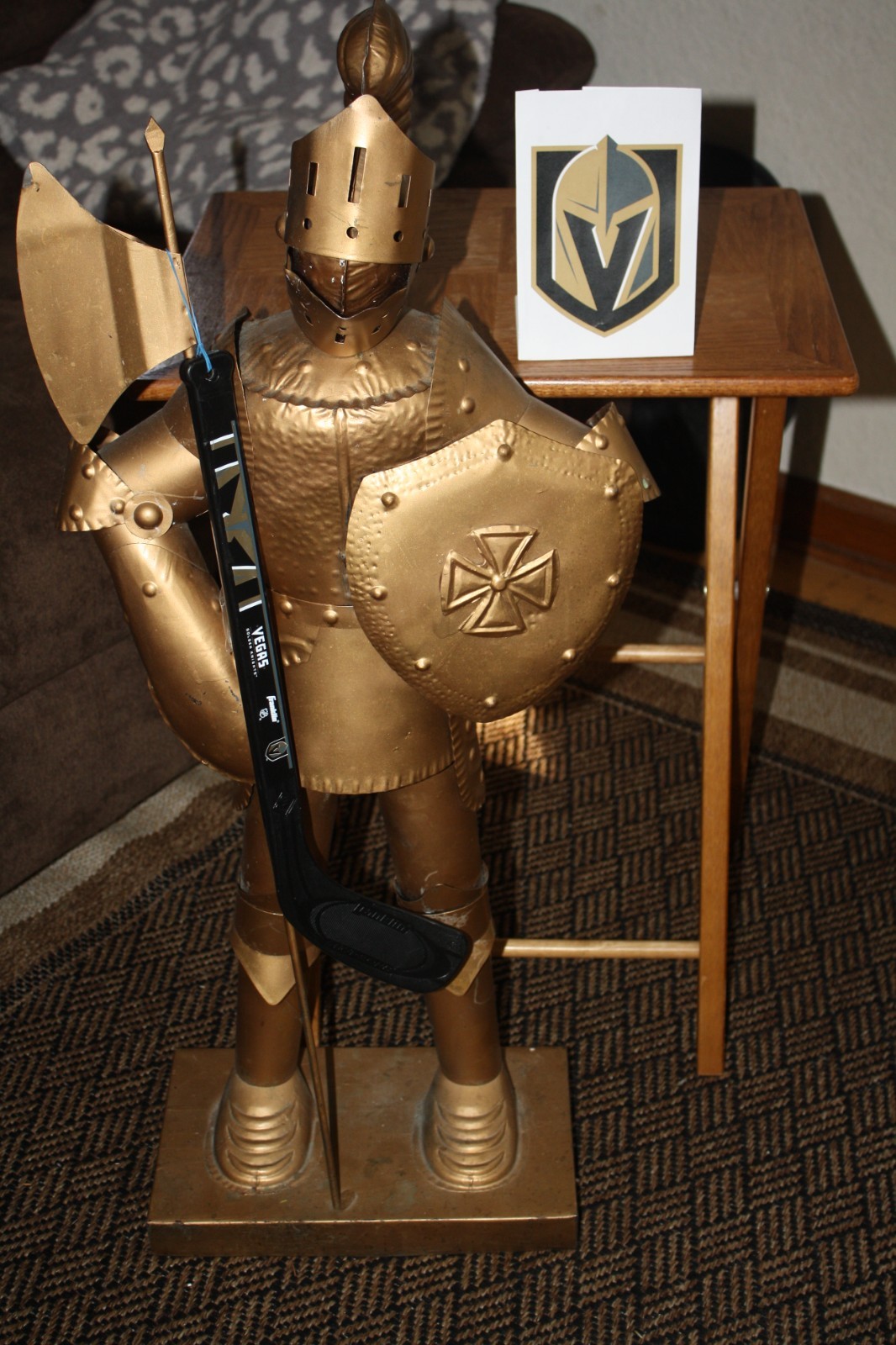 38&Prime; Knight Figurine WITH Medieval Armor, Battle Ax And Shield -A LA Knight Fan!!