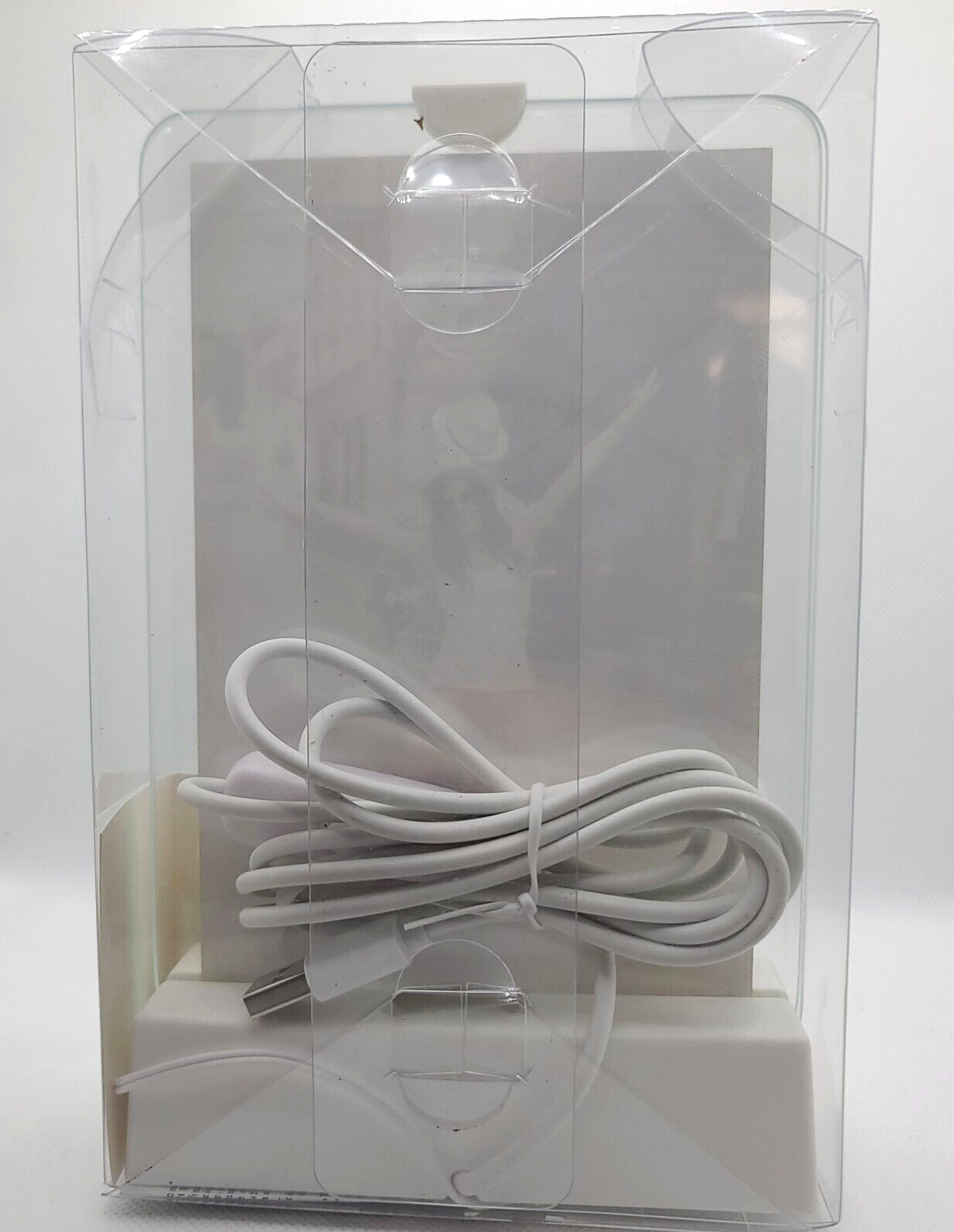 Room Essentials LED Photo Frame 4&Prime;x 6&Prime; Light Up White Base USB Power Cable NEW